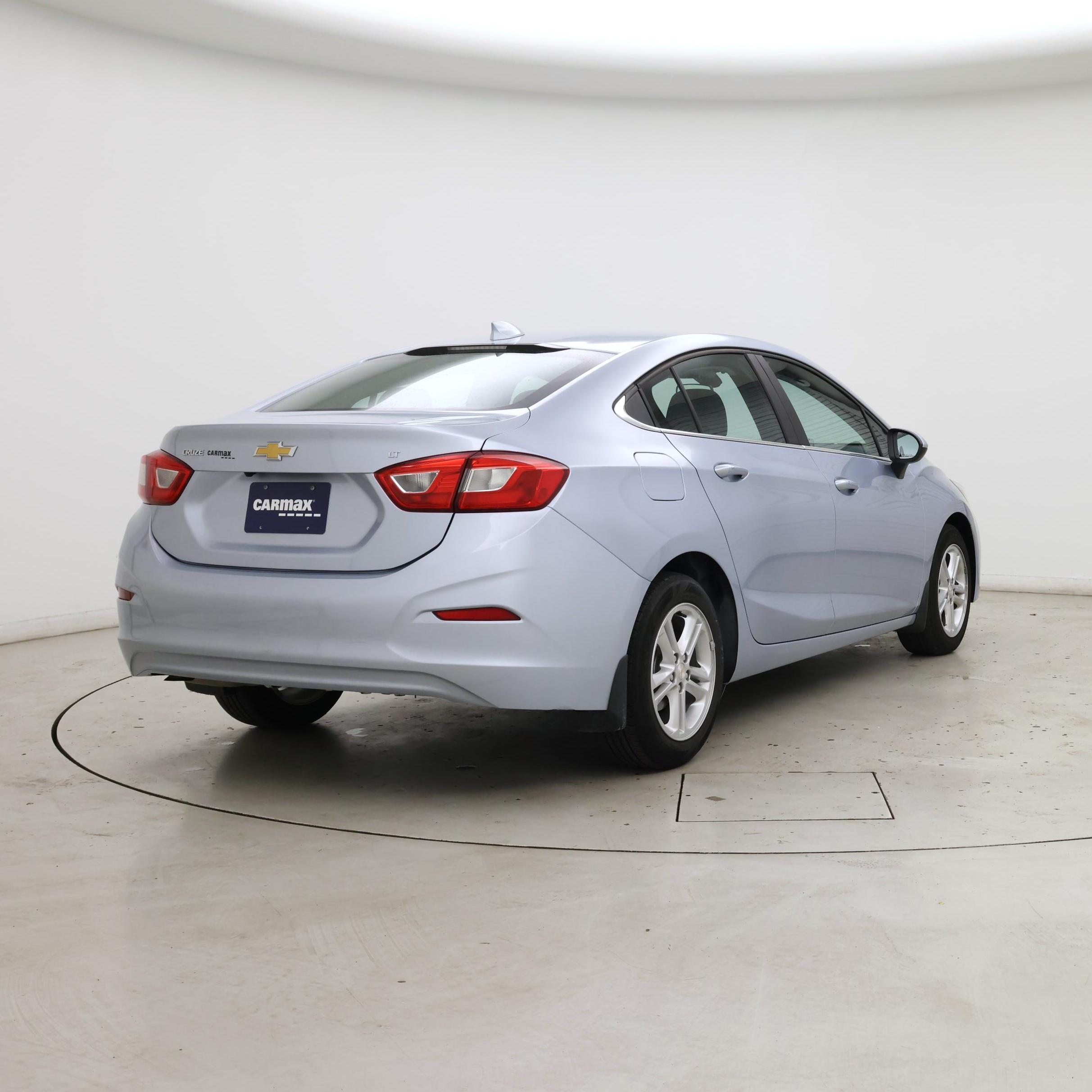 Thumbnail: 2018 Chevrolet Cruze - 8