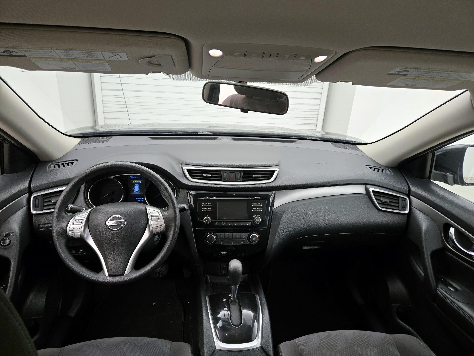 Thumbnail: 2016 Nissan Rogue - 9
