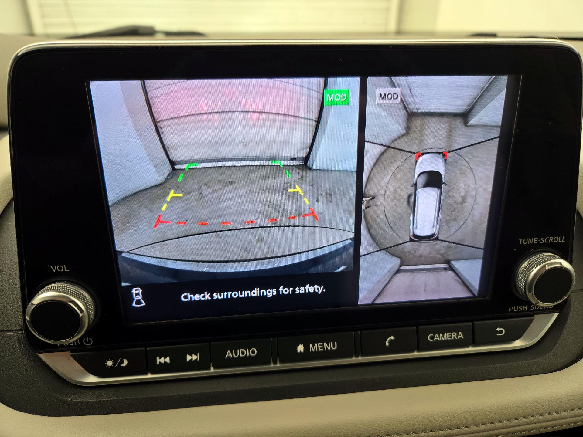 Thumbnail: 2021 Nissan Rogue - 13