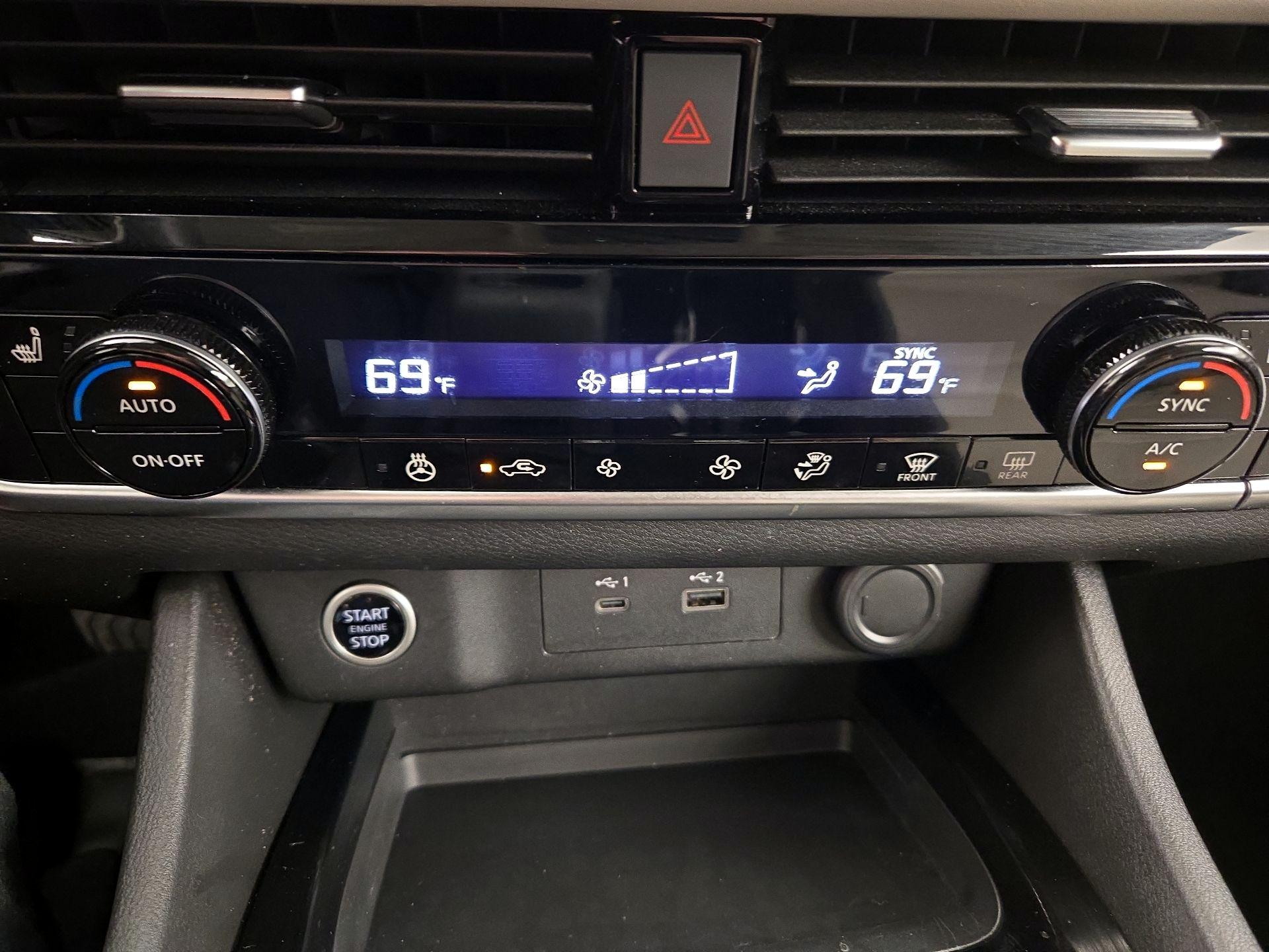 Thumbnail: 2021 Nissan Rogue - 15