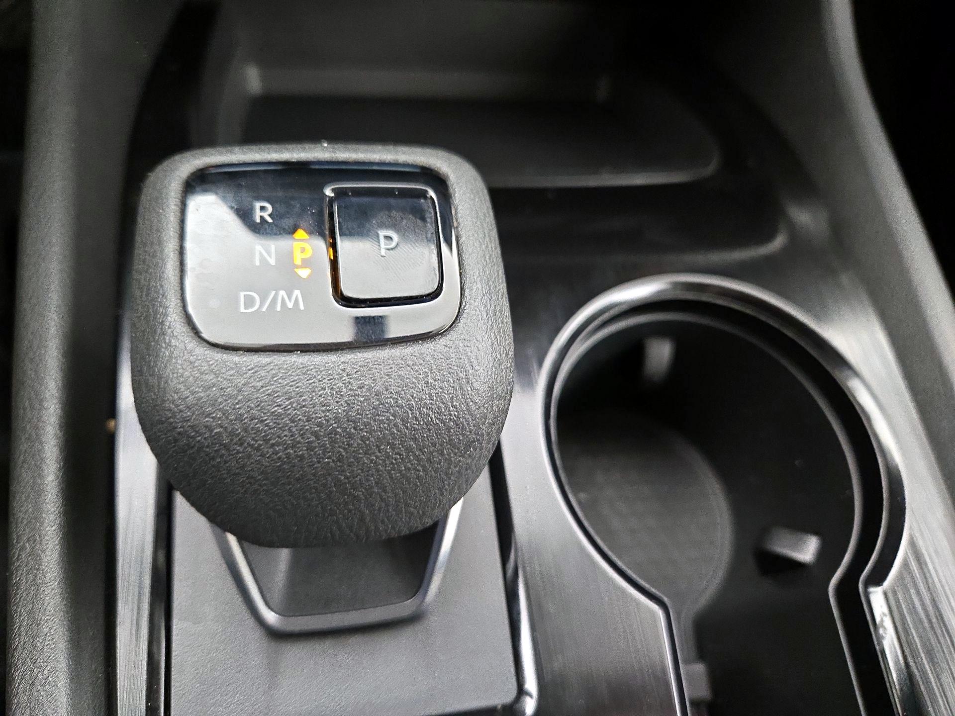 Thumbnail: 2021 Nissan Rogue - 16