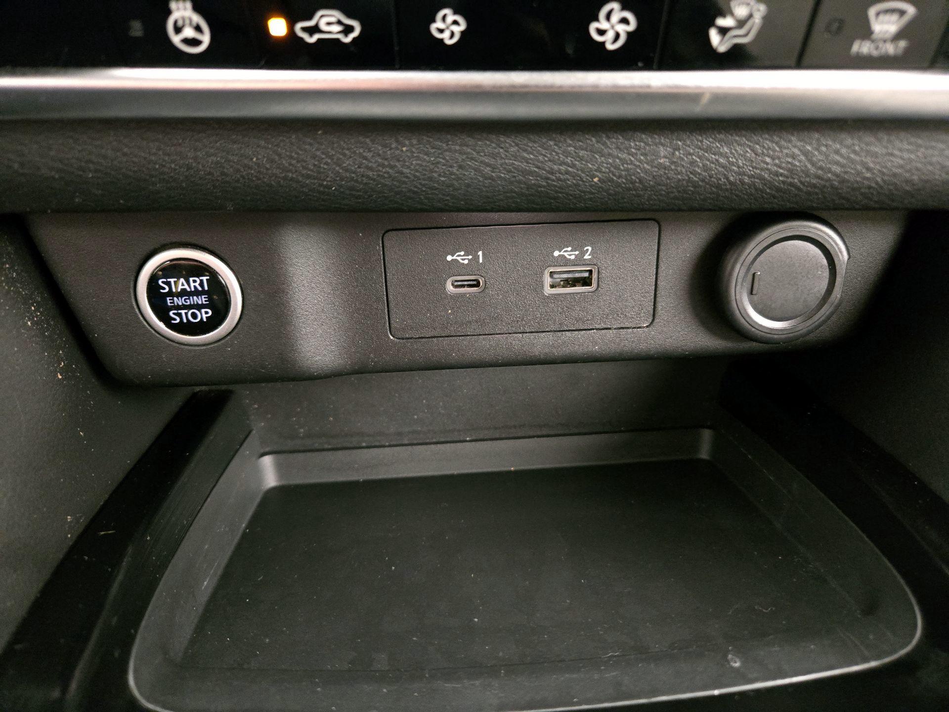 Thumbnail: 2021 Nissan Rogue - 17