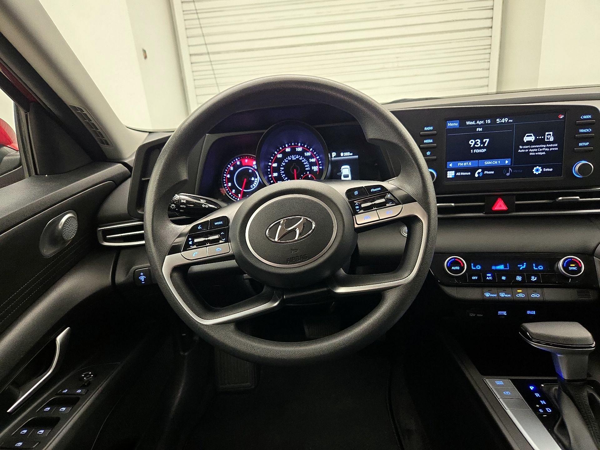 Thumbnail: 2022 Hyundai Elantra - 10