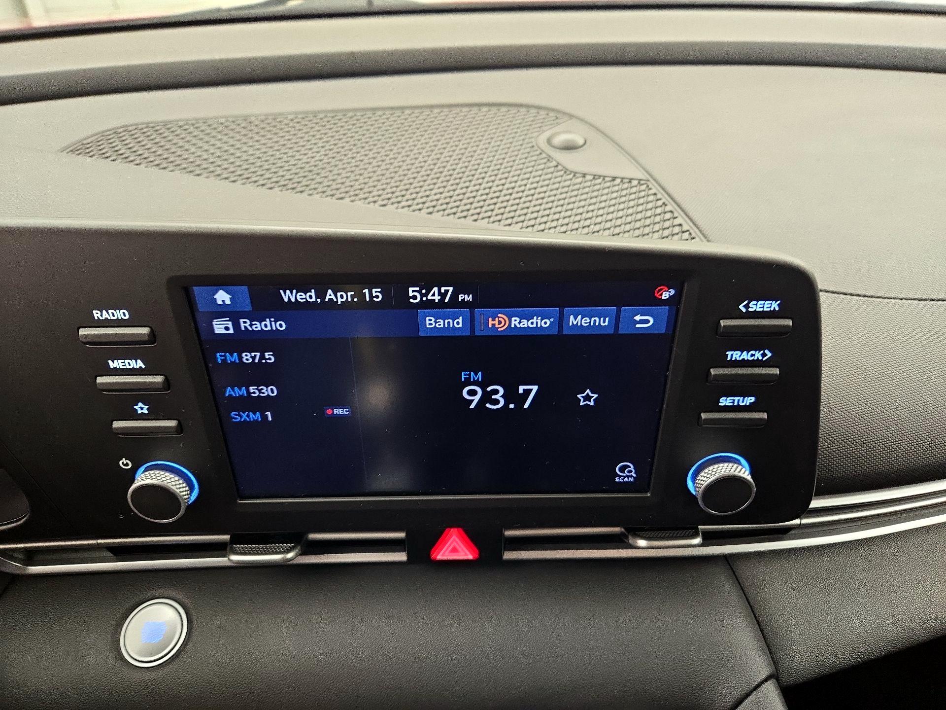 Thumbnail: 2022 Hyundai Elantra - 14