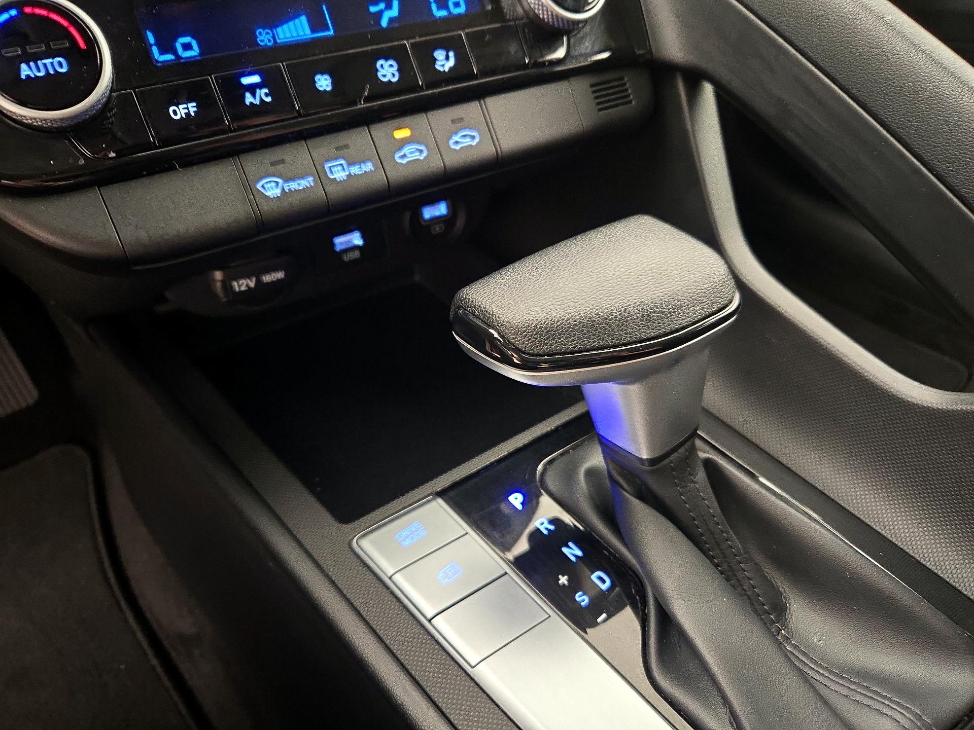 Thumbnail: 2022 Hyundai Elantra - 16