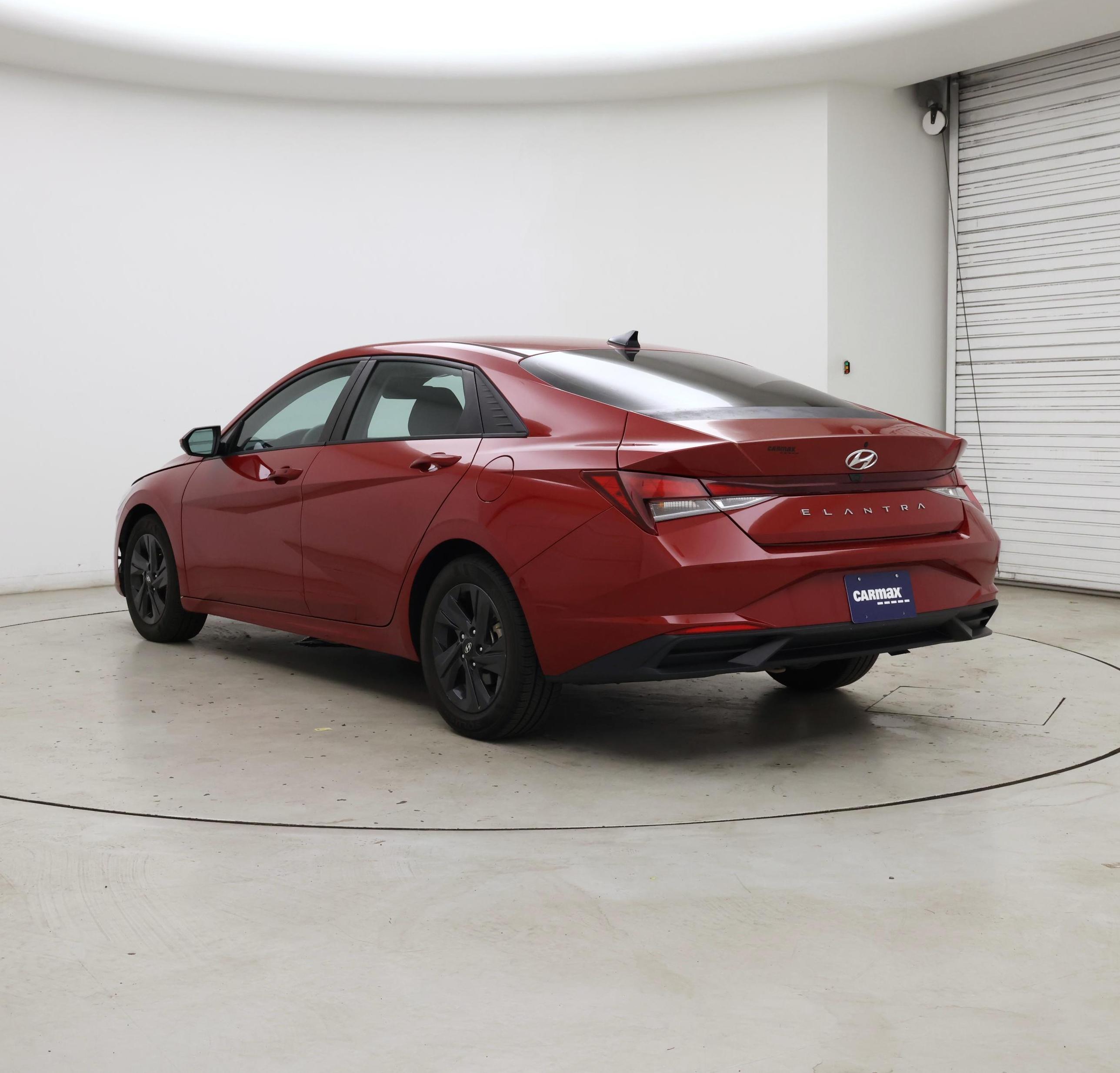 Thumbnail: 2022 Hyundai Elantra - 2