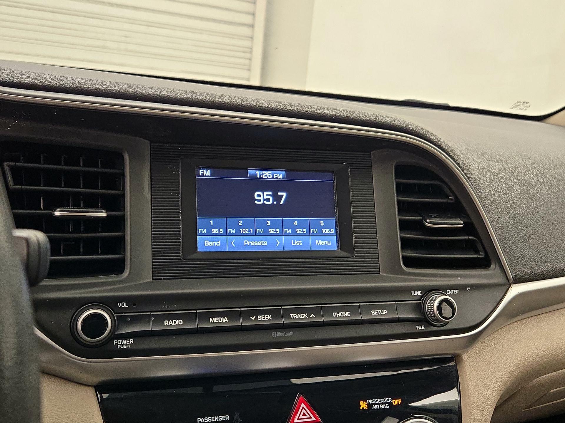 Thumbnail: 2019 Hyundai Elantra - 15