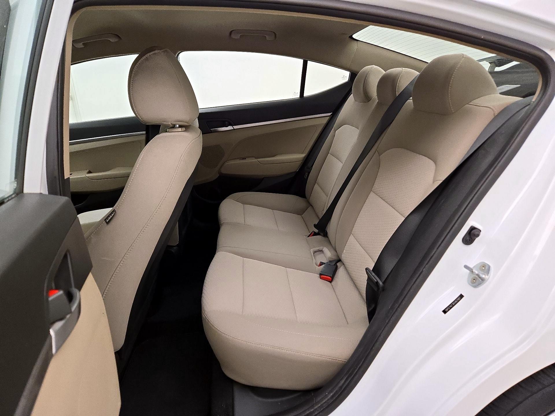 Thumbnail: 2019 Hyundai Elantra - 19