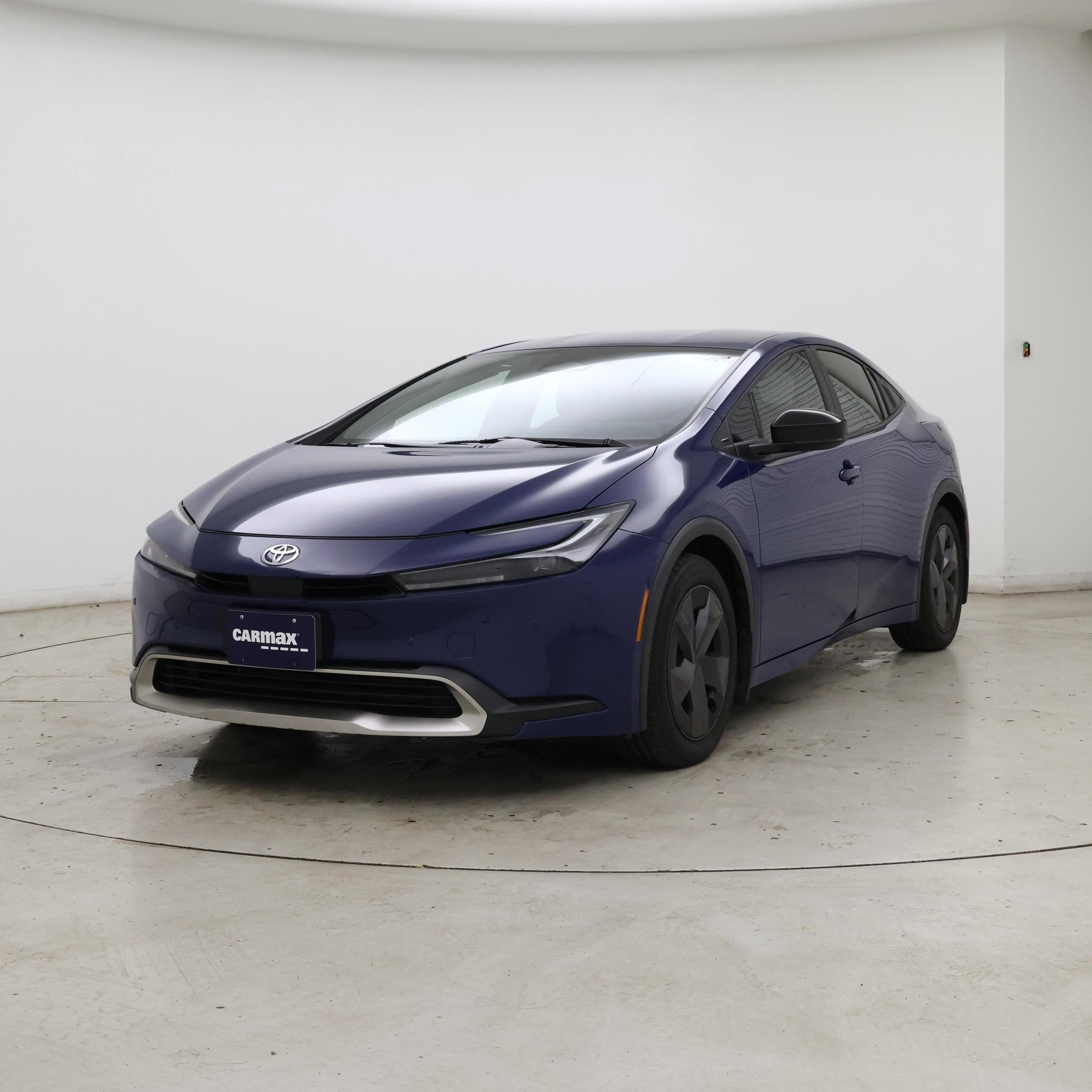 Thumbnail: 2025 Toyota Prius - 4