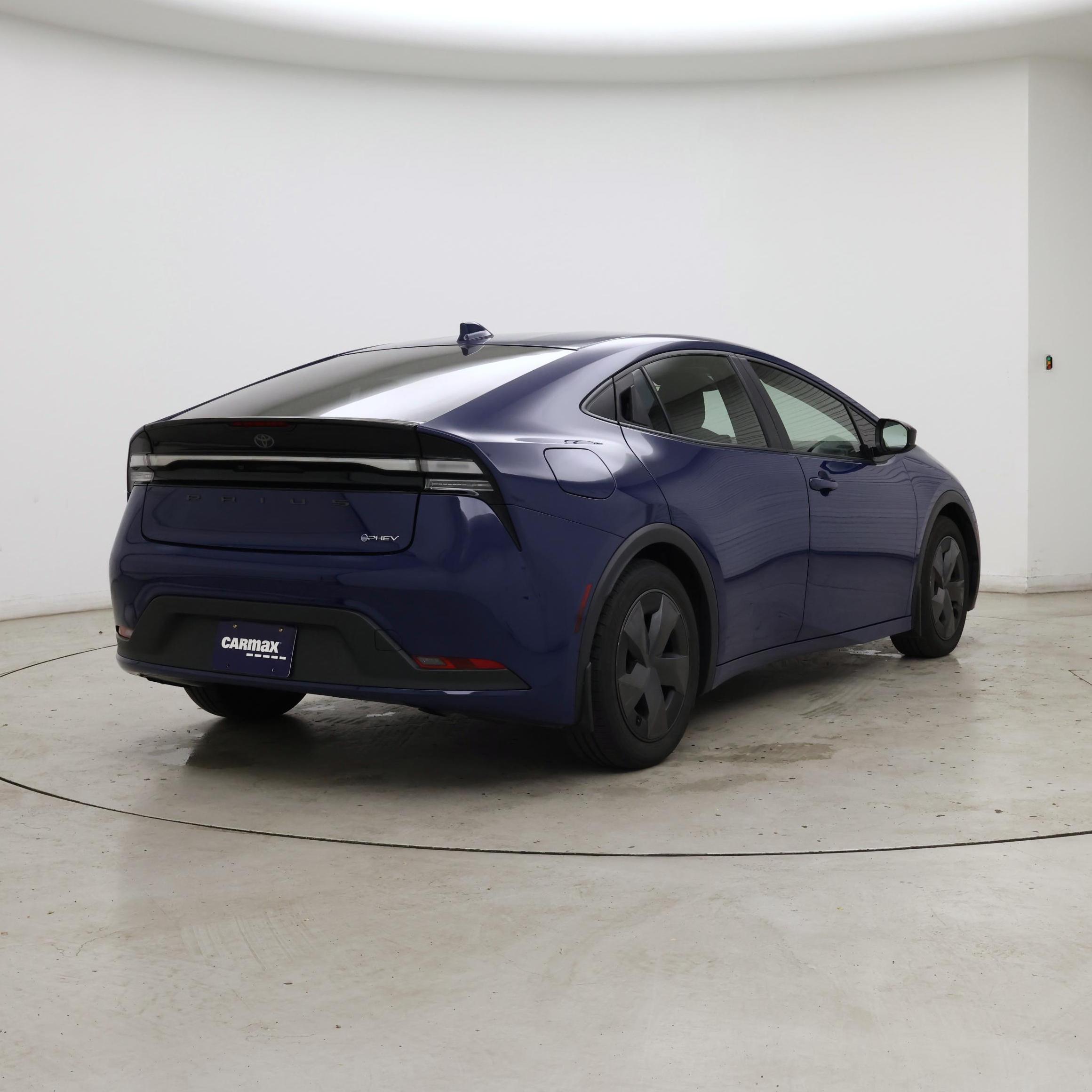 Thumbnail: 2025 Toyota Prius - 8