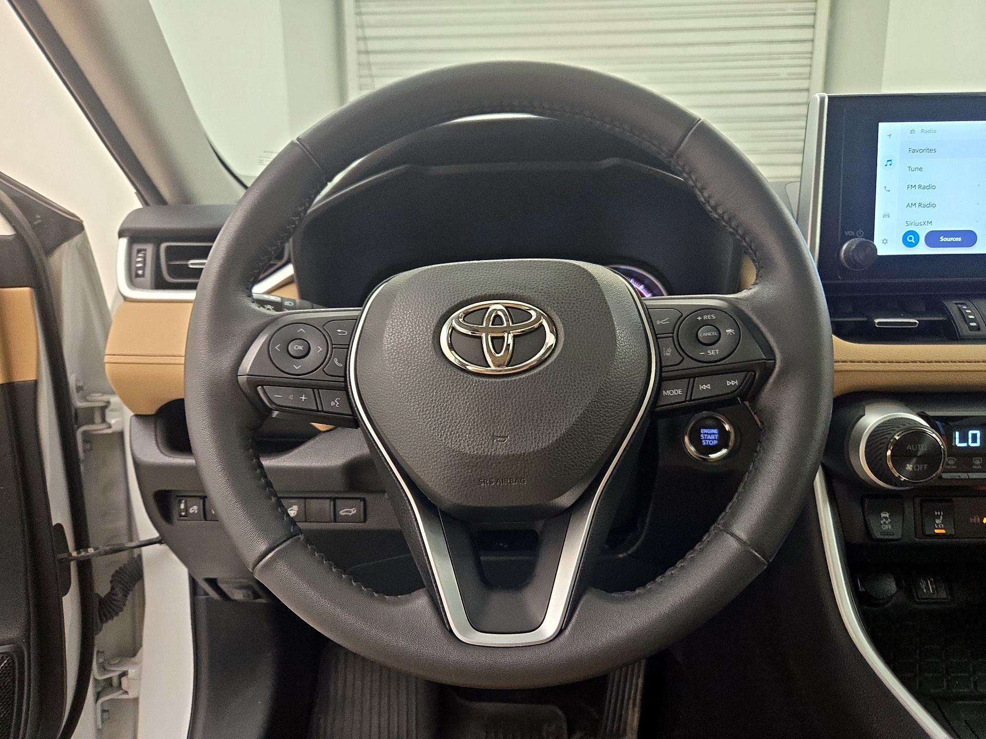 Thumbnail: 2023 Toyota RAV4 - 10