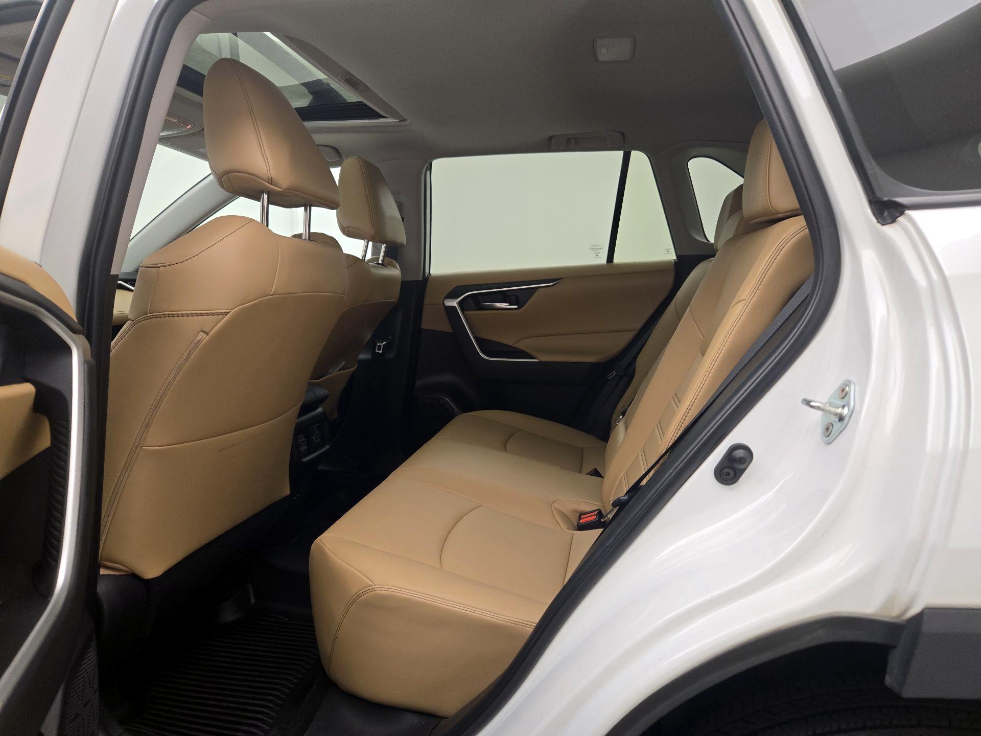 Thumbnail: 2023 Toyota RAV4 - 20