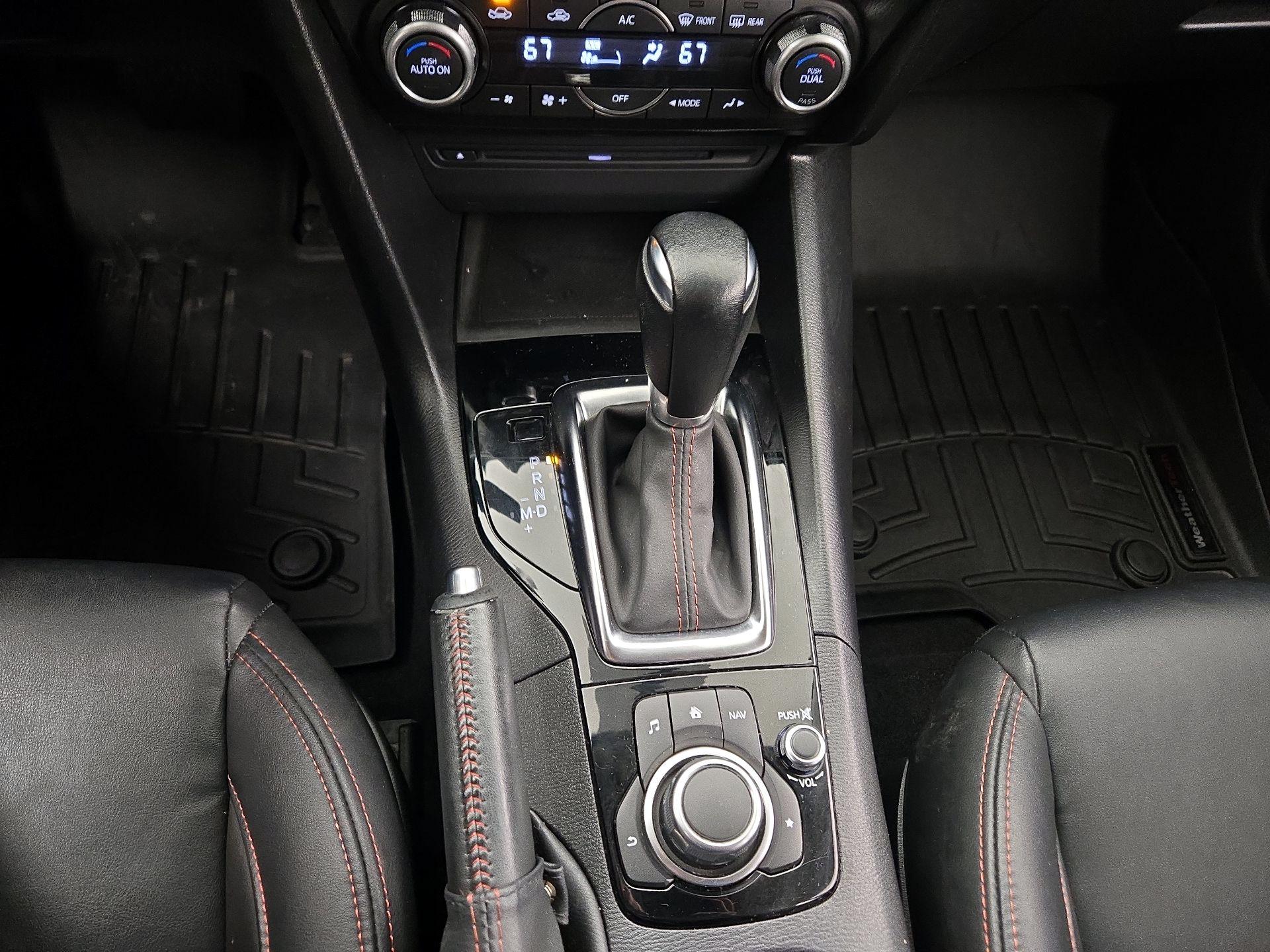 Thumbnail: 2015 Mazda Mazda3 - 16