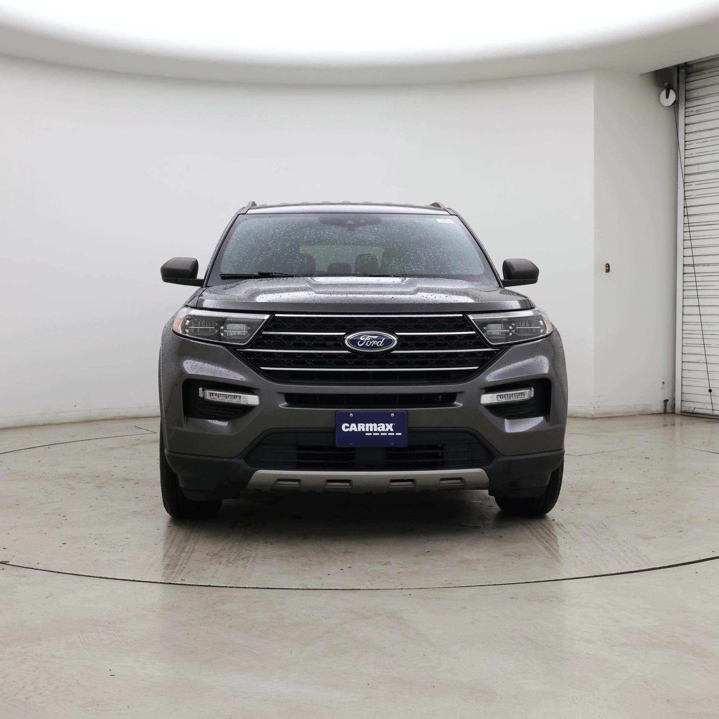 Thumbnail: 2020 Ford Explorer - 5