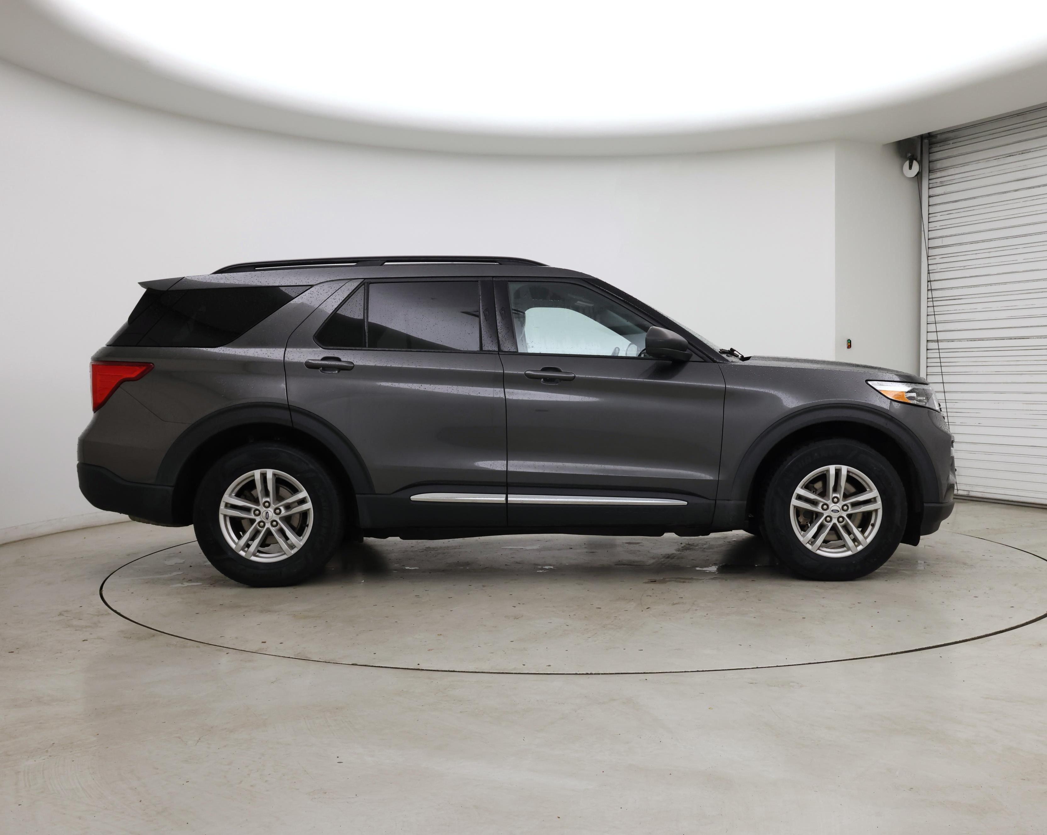 Thumbnail: 2020 Ford Explorer - 7