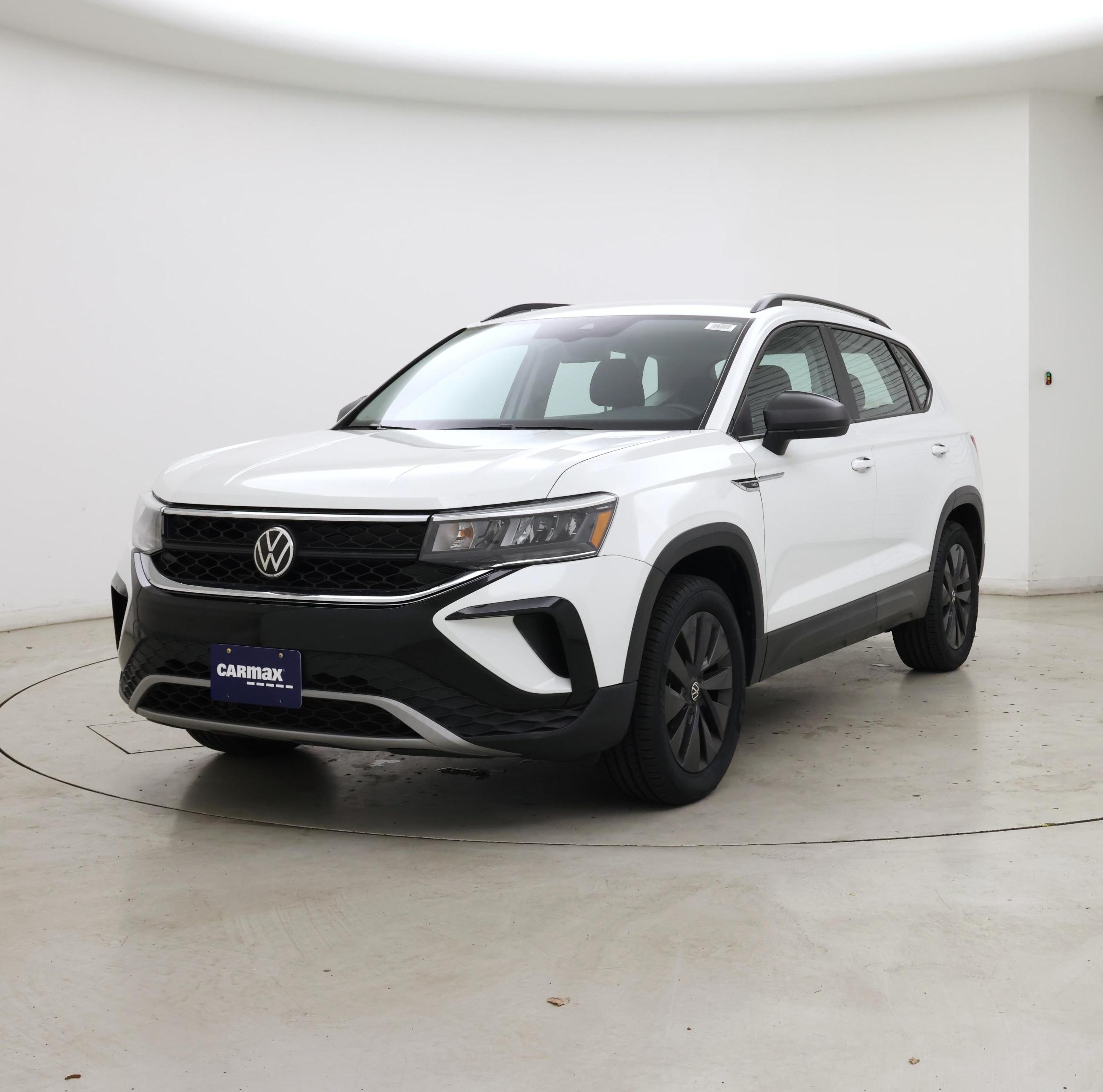 Thumbnail: 2022 Volkswagen Taos - 4