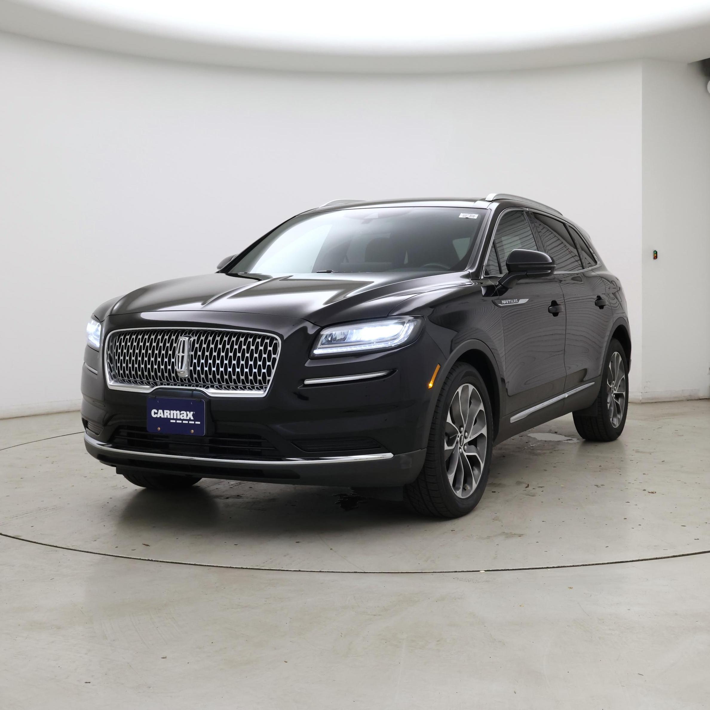 Thumbnail: 2022 Lincoln Nautilus - 4