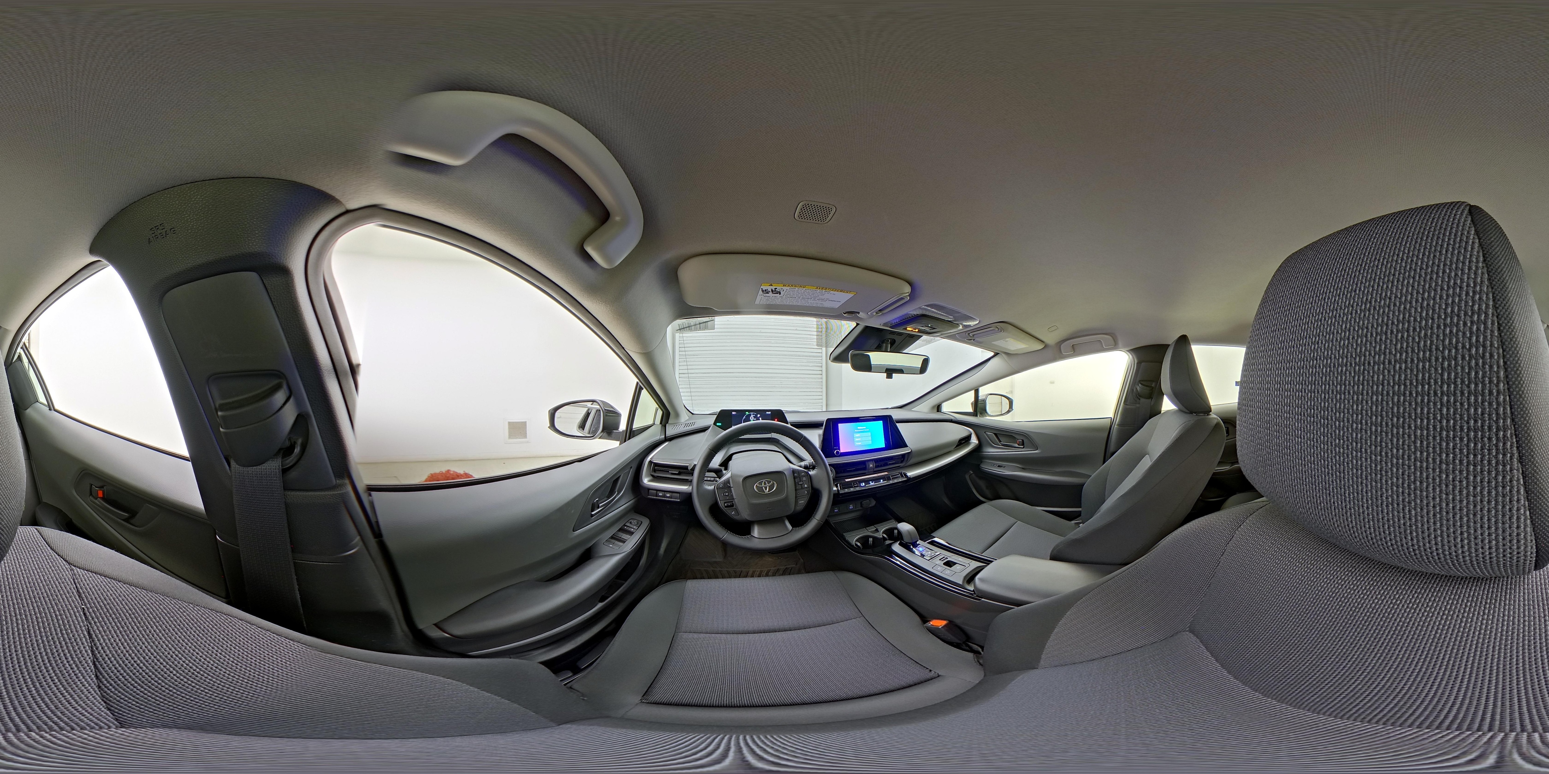 2024 Toyota Prius LE - Photo 26