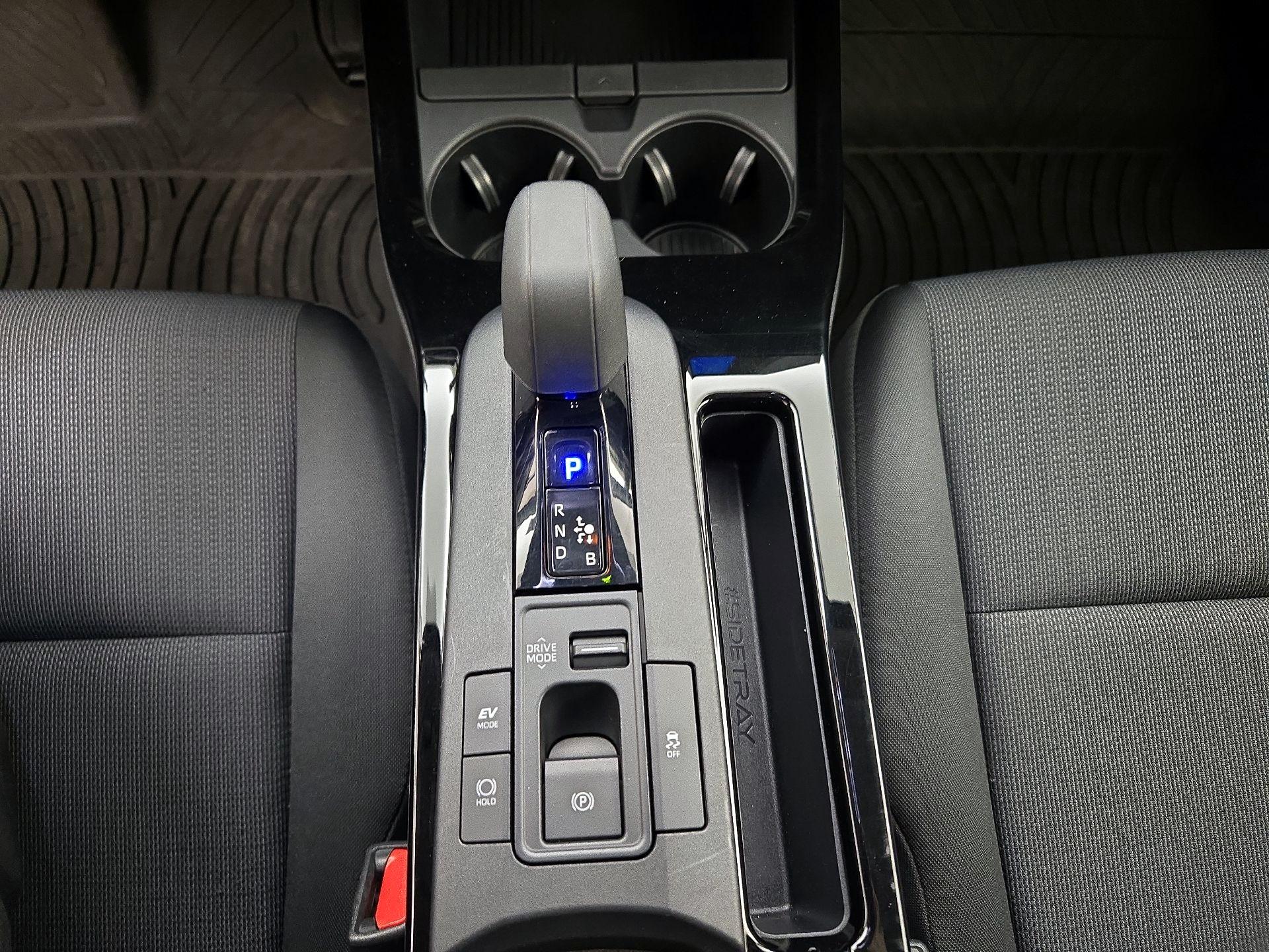 Thumbnail: 2024 Toyota Prius - 17