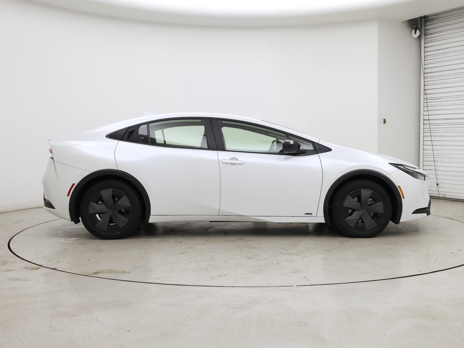 2024 Toyota Prius LE - Photo 8