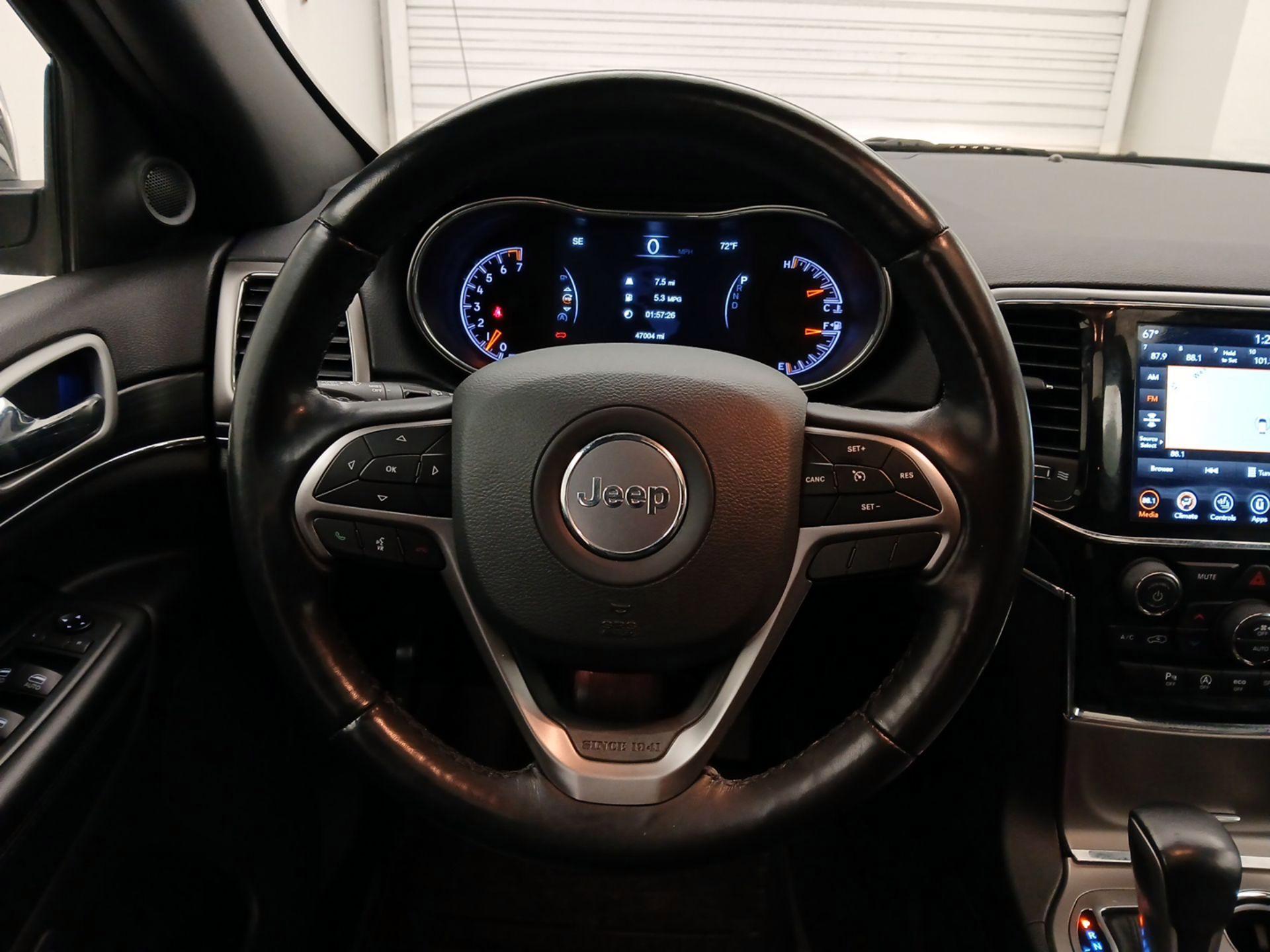 Thumbnail: 2021 Jeep Grand Cherokee - 10