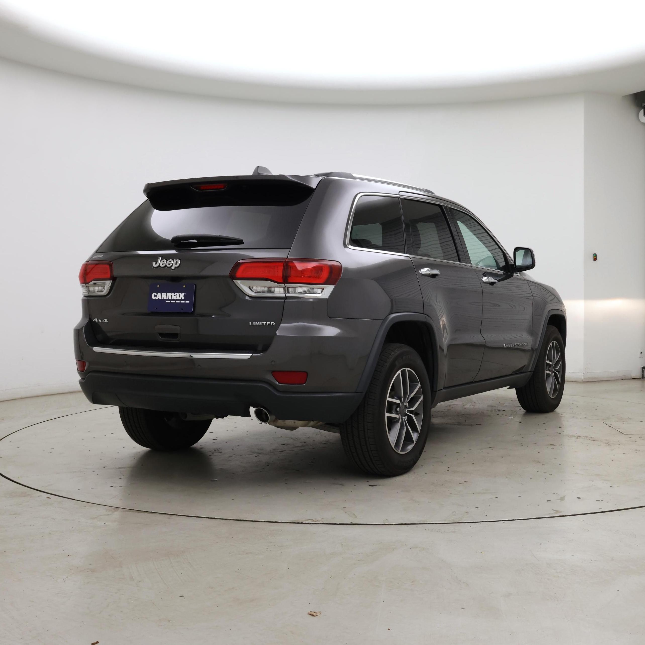 Thumbnail: 2021 Jeep Grand Cherokee - 8