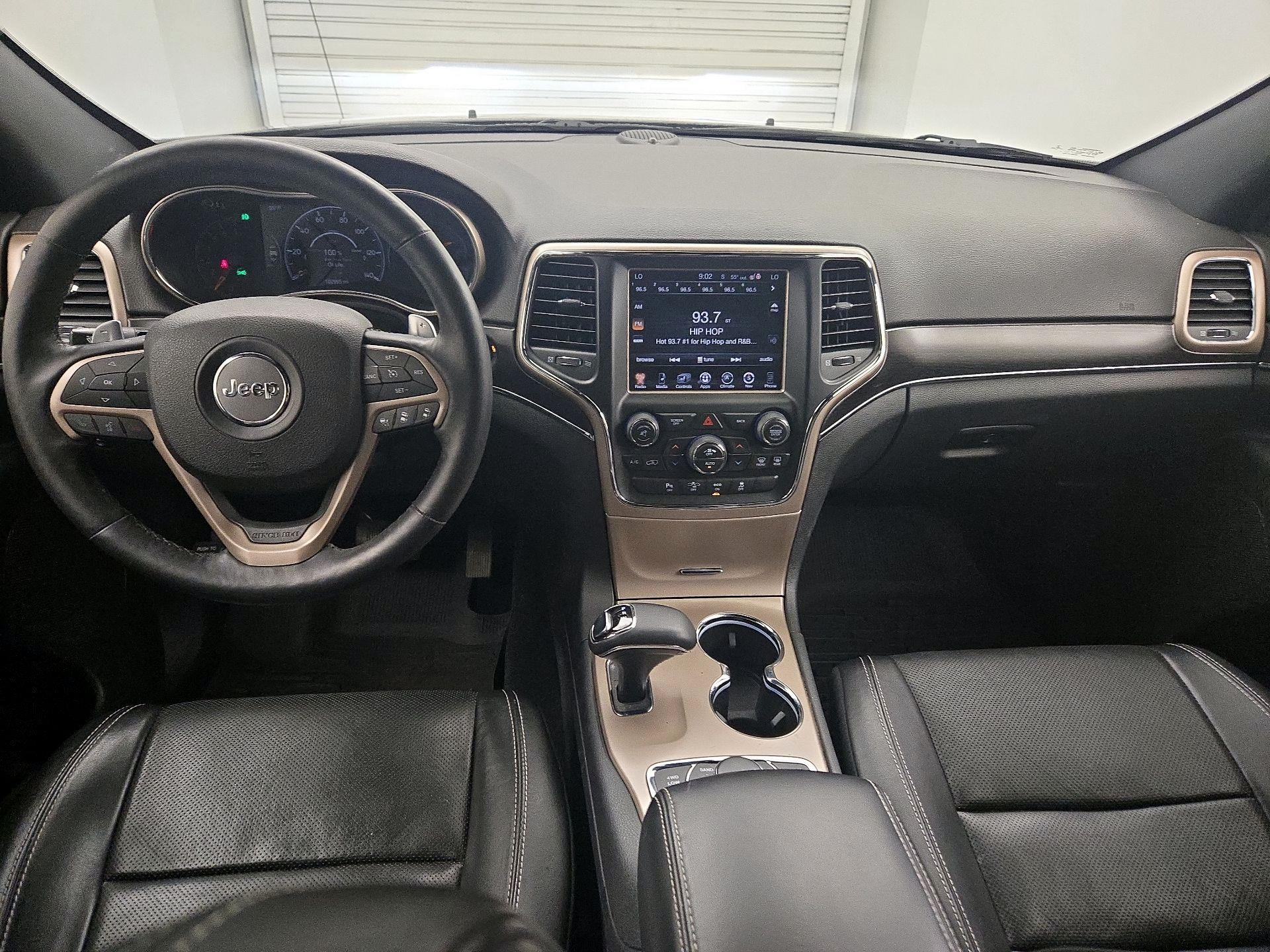 Thumbnail: 2015 Jeep Grand Cherokee - 9