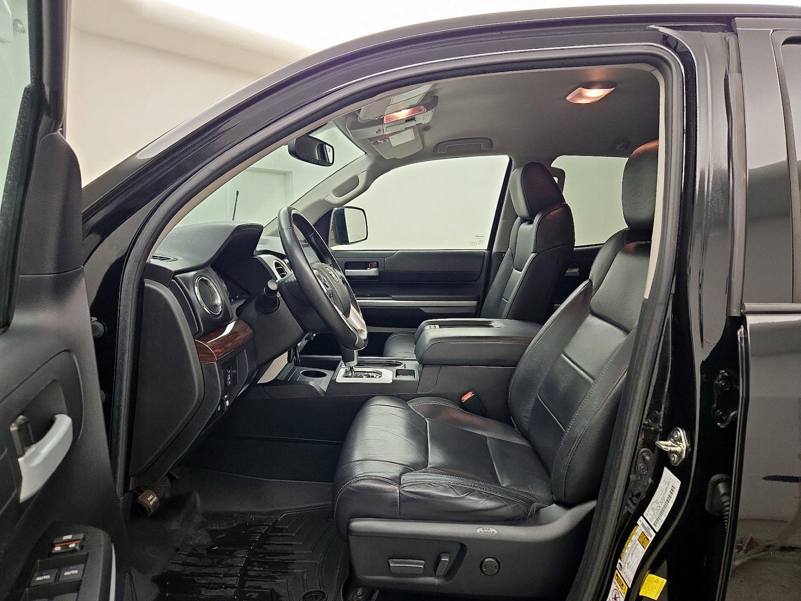 2016 Toyota Tundra Limited - Photo 12