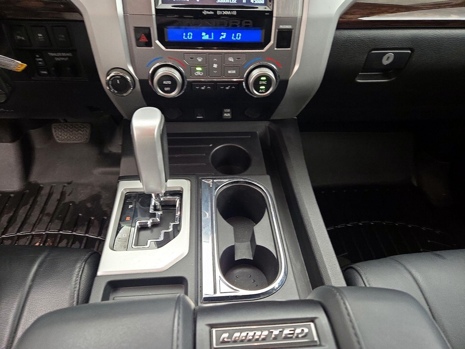 2016 Toyota Tundra Limited - Photo 18