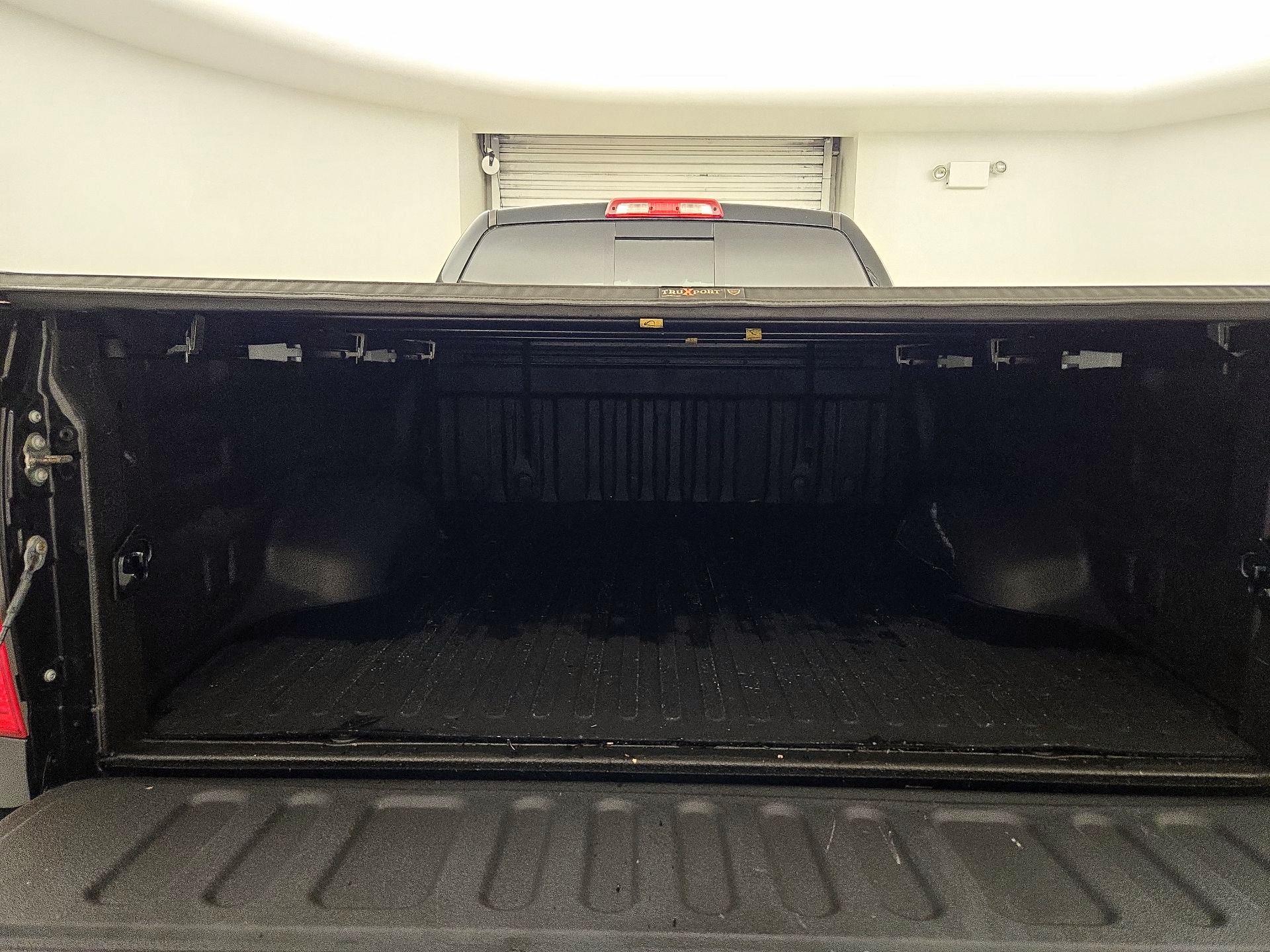 Thumbnail: 2016 Toyota Tundra - 20