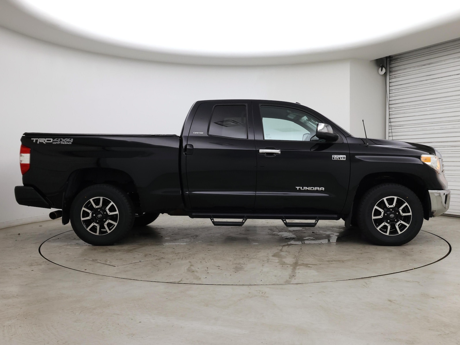 2016 Toyota Tundra Limited - Photo 8