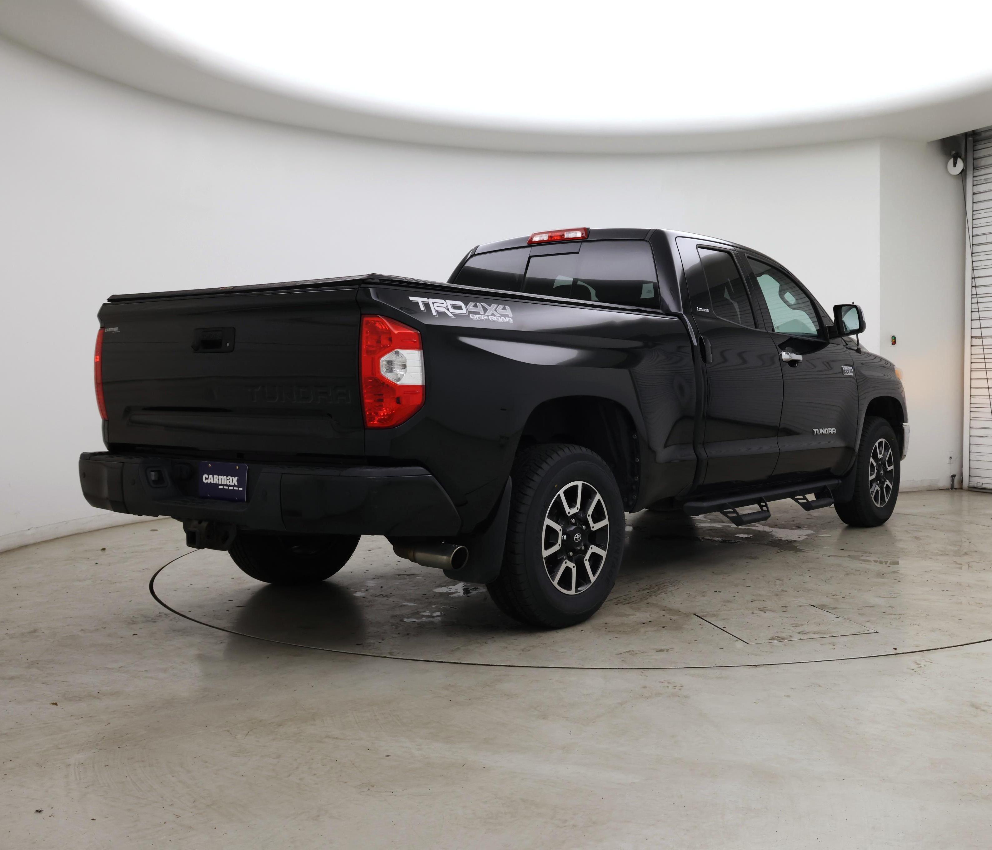 Thumbnail: 2016 Toyota Tundra - 8