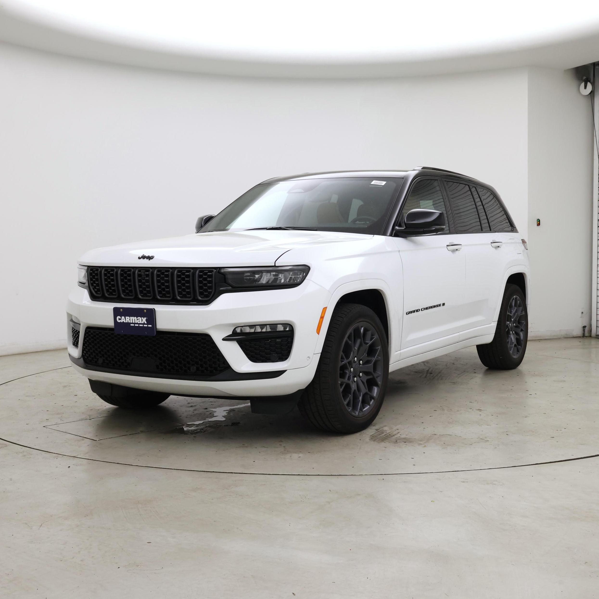 Thumbnail: 2025 Jeep Grand Cherokee - 4