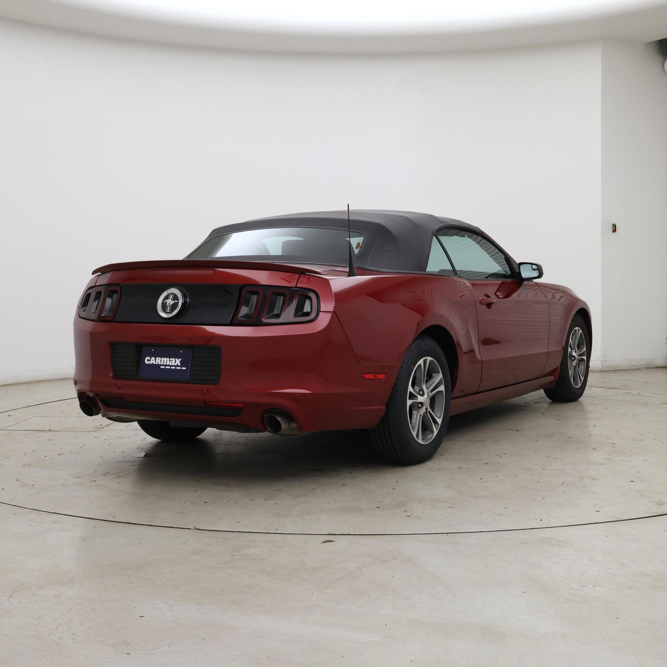 Thumbnail: 2014 Ford Mustang - 8