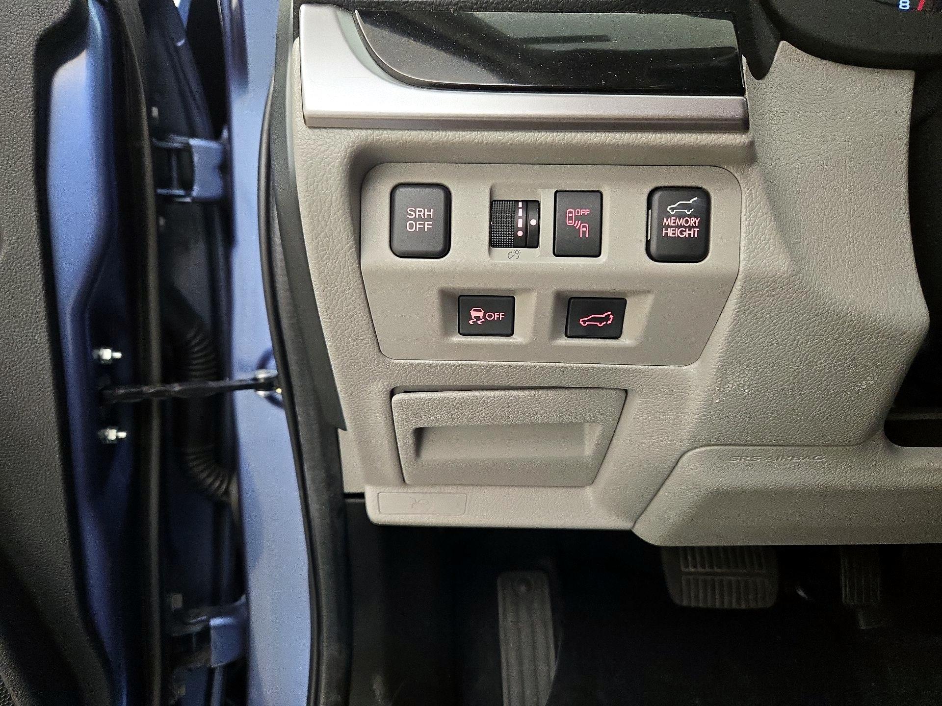Thumbnail: 2017 Subaru Forester - 13