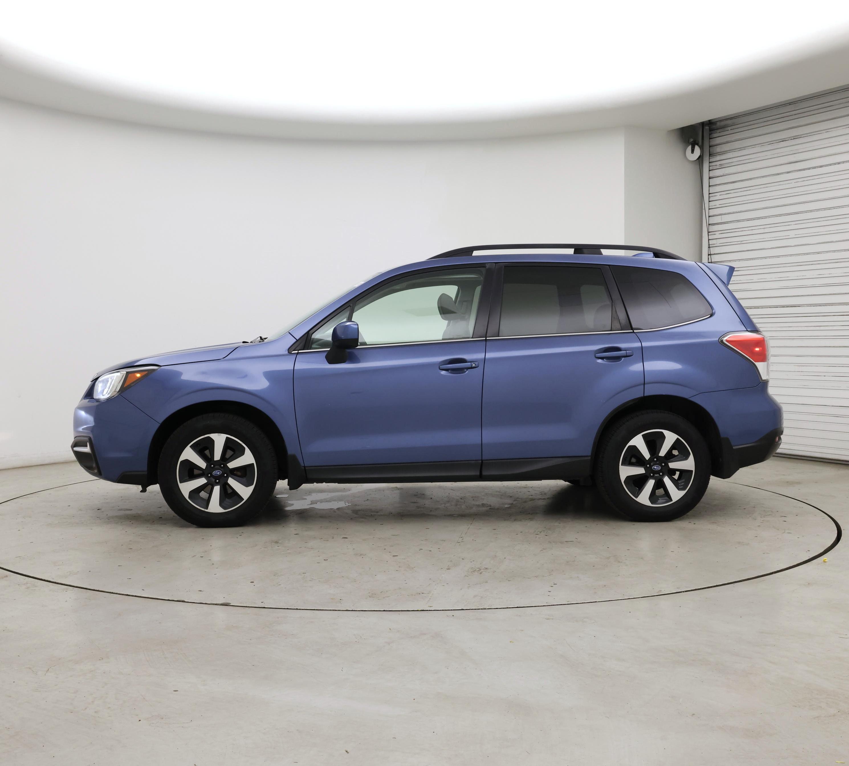 Thumbnail: 2017 Subaru Forester - 3