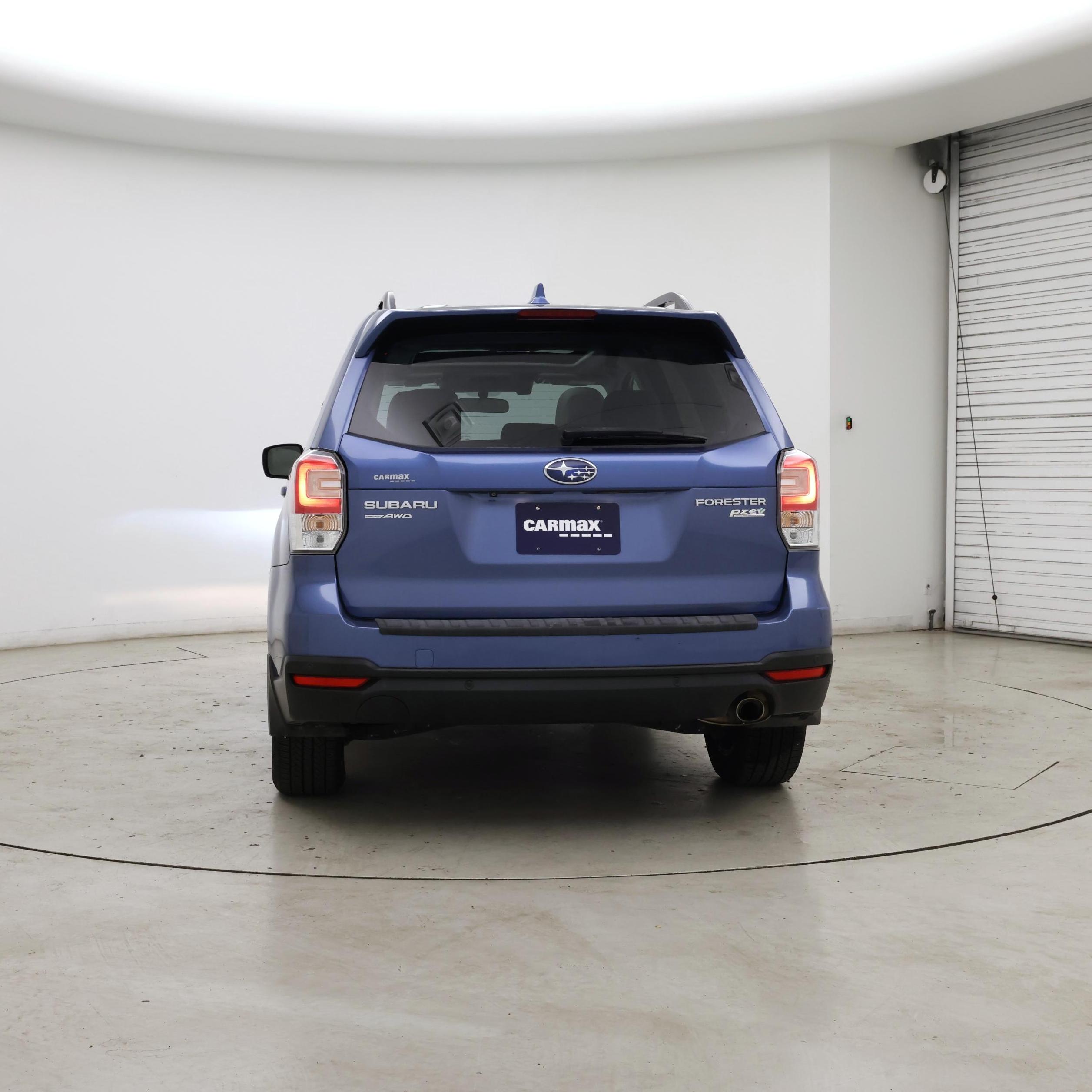 Thumbnail: 2017 Subaru Forester - 6