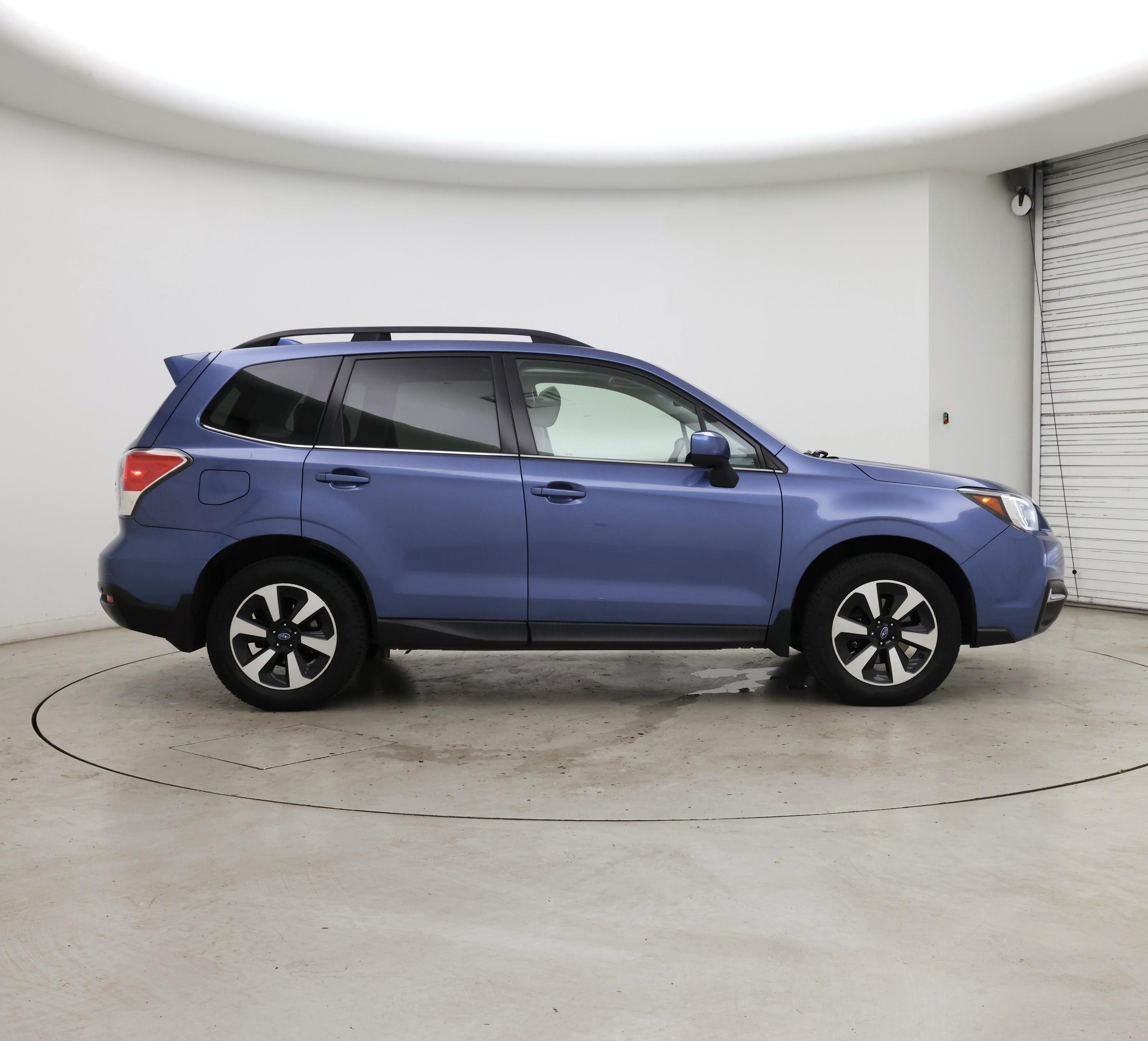 Thumbnail: 2017 Subaru Forester - 7