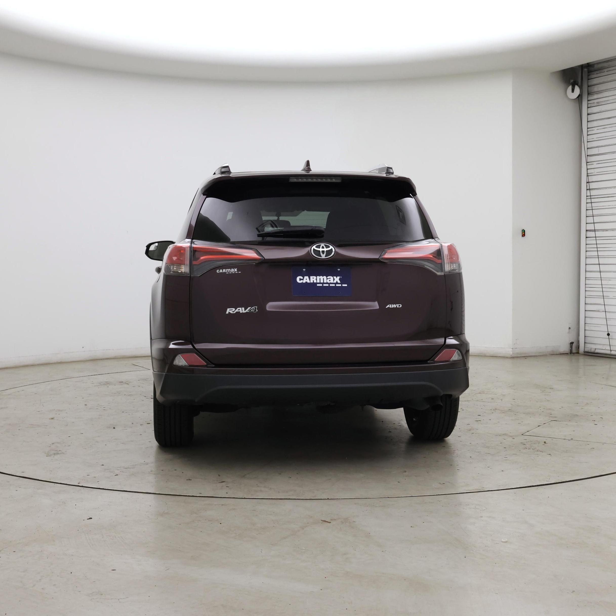 Thumbnail: 2016 Toyota RAV4 - 6