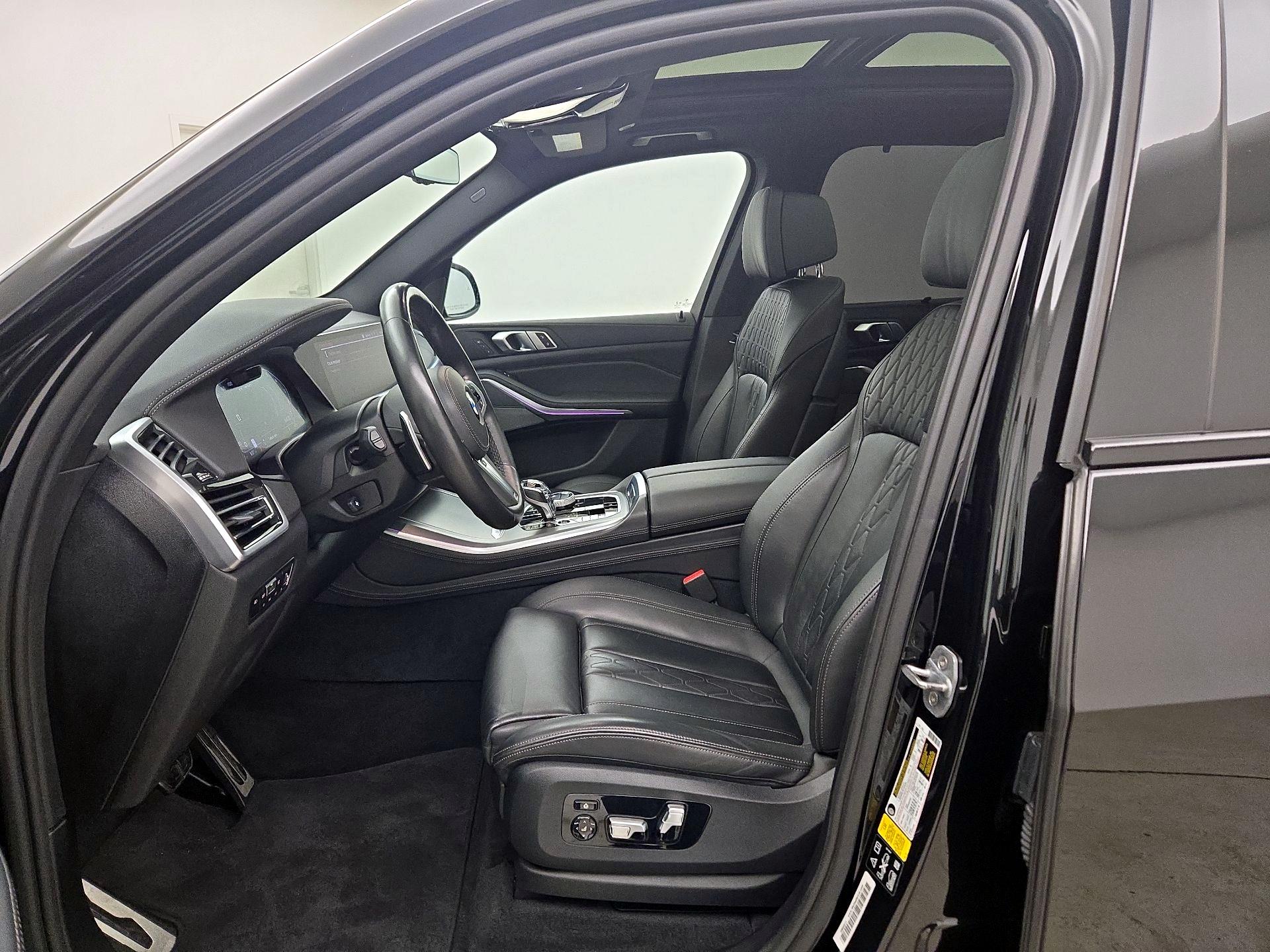 Thumbnail: 2020 BMW X5 - 11