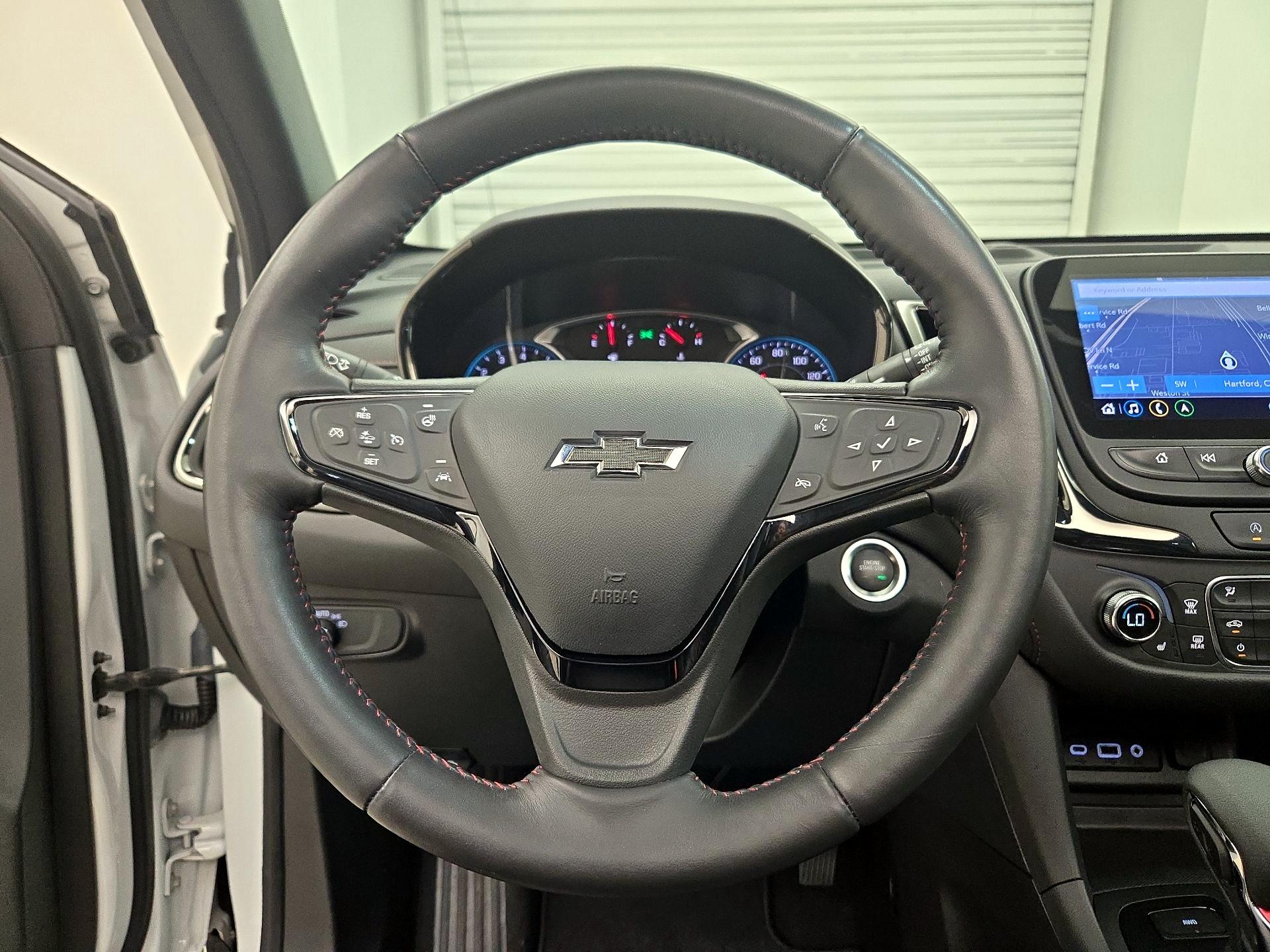 Thumbnail: 2022 Chevrolet Equinox - 10