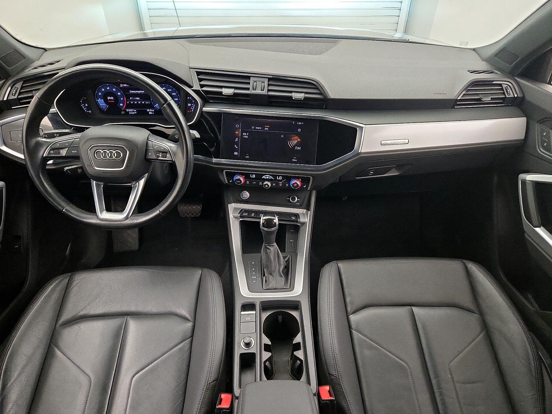 Thumbnail: 2020 Audi Q3 - 9