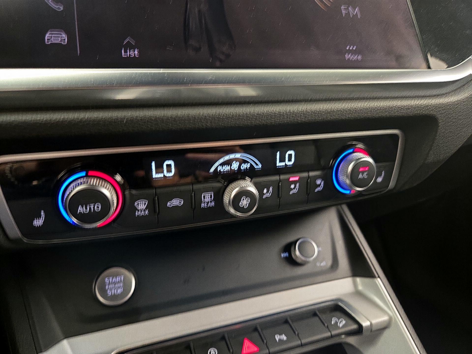 Thumbnail: 2020 Audi Q3 - 15