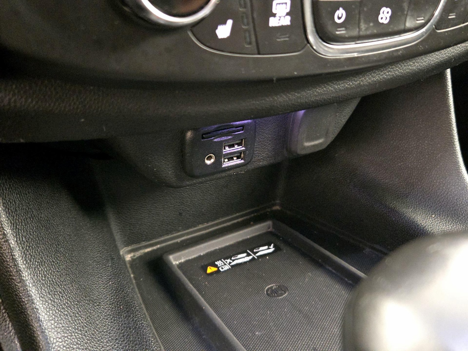 2021 Chevrolet Traverse Premier - Photo 20