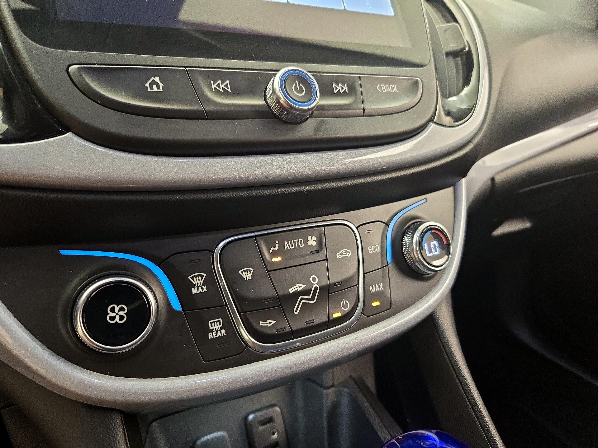 Thumbnail: 2017 Chevrolet Volt - 15