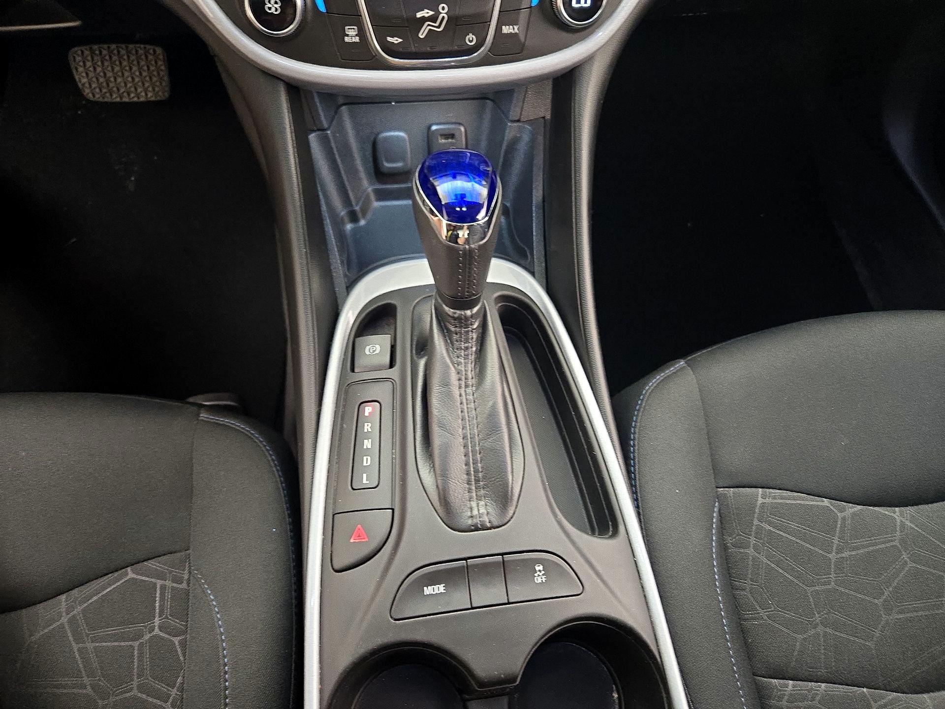 Thumbnail: 2017 Chevrolet Volt - 16