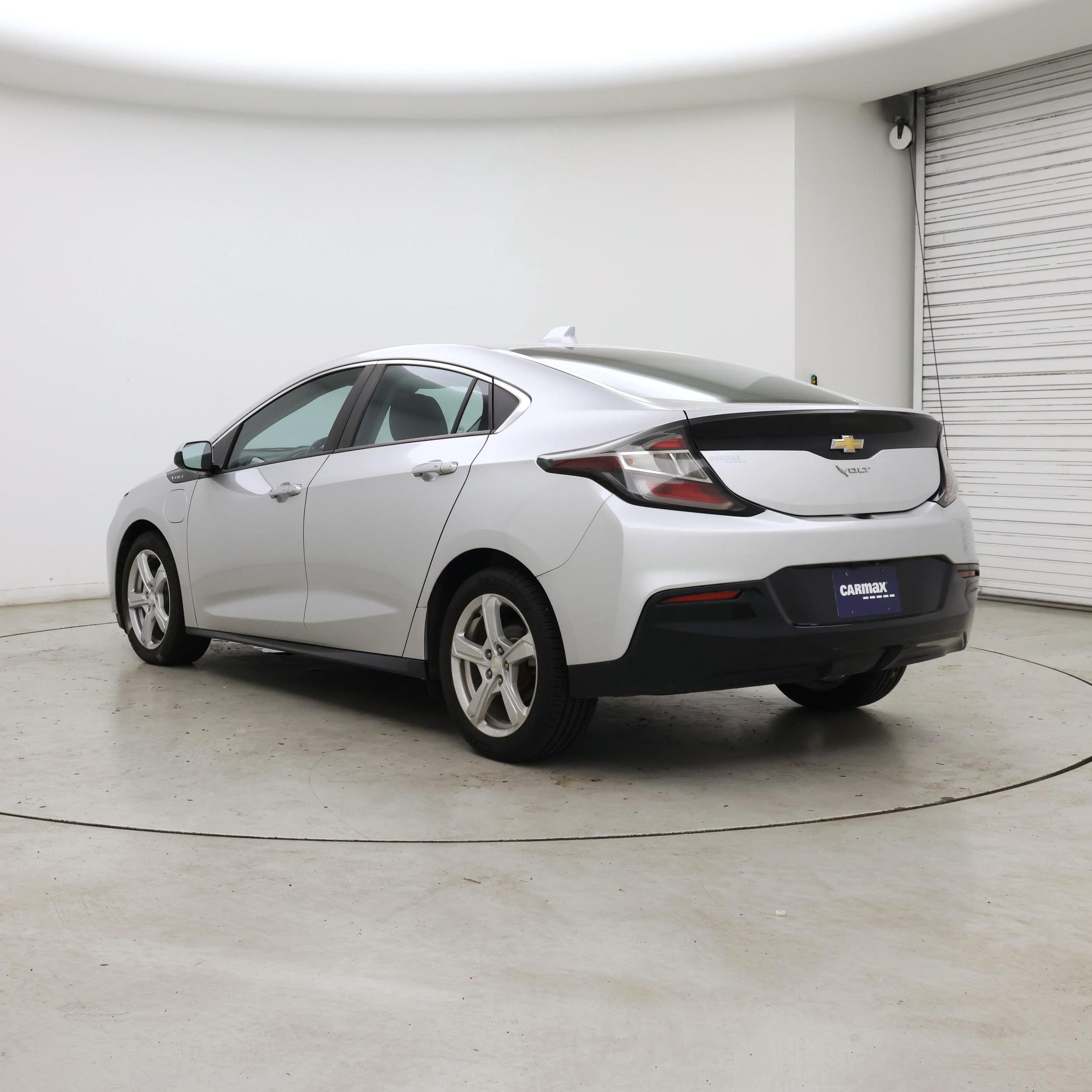Thumbnail: 2017 Chevrolet Volt - 2