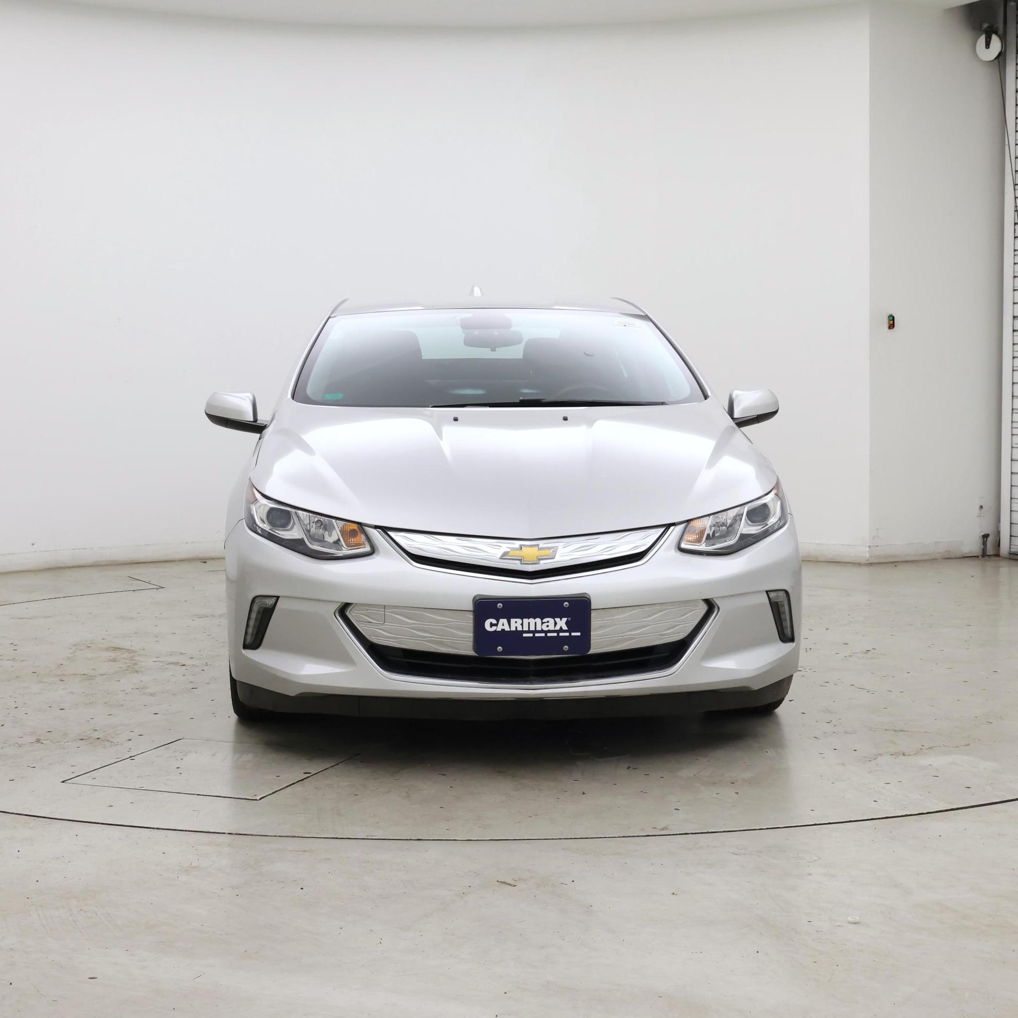 Thumbnail: 2017 Chevrolet Volt - 5