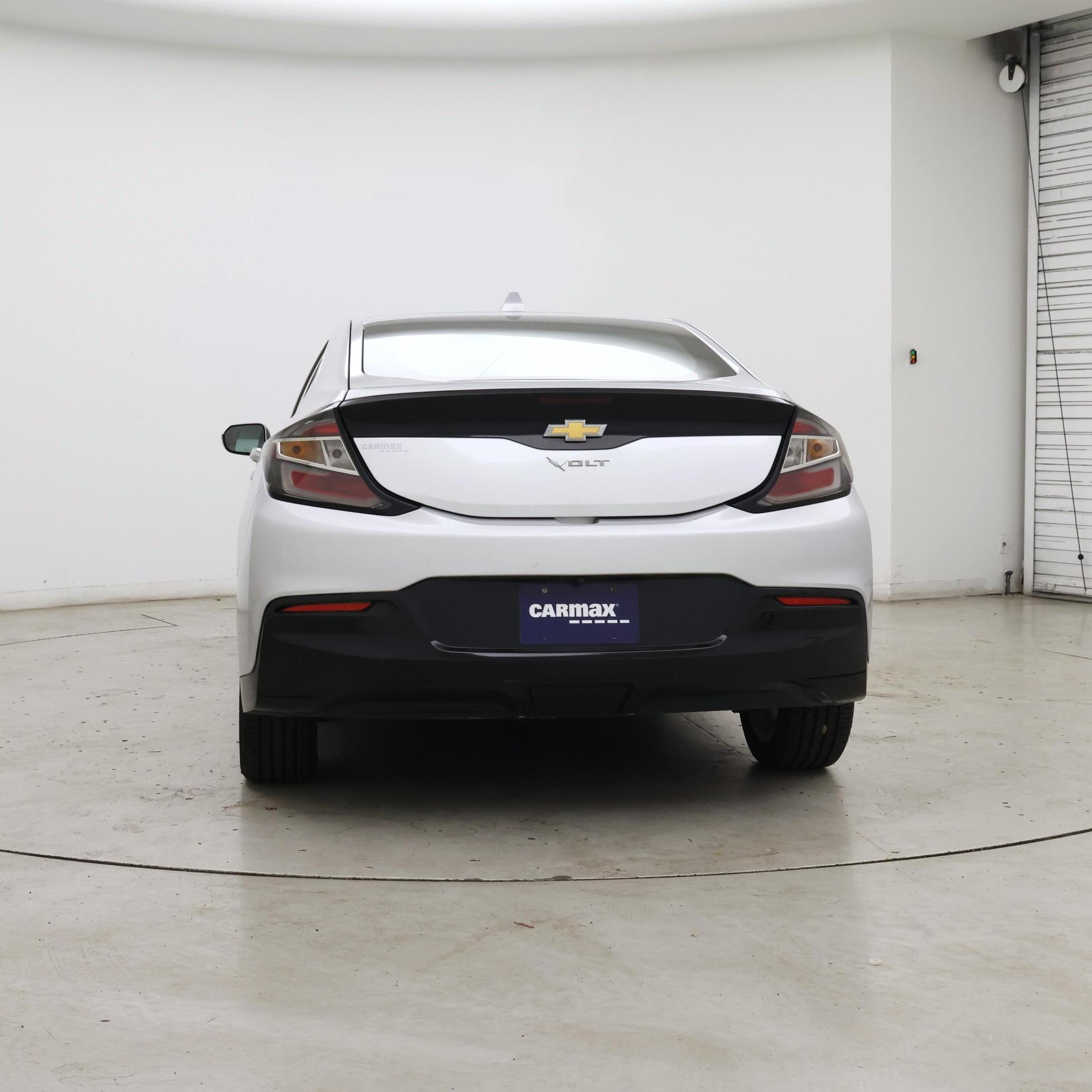 Thumbnail: 2017 Chevrolet Volt - 6