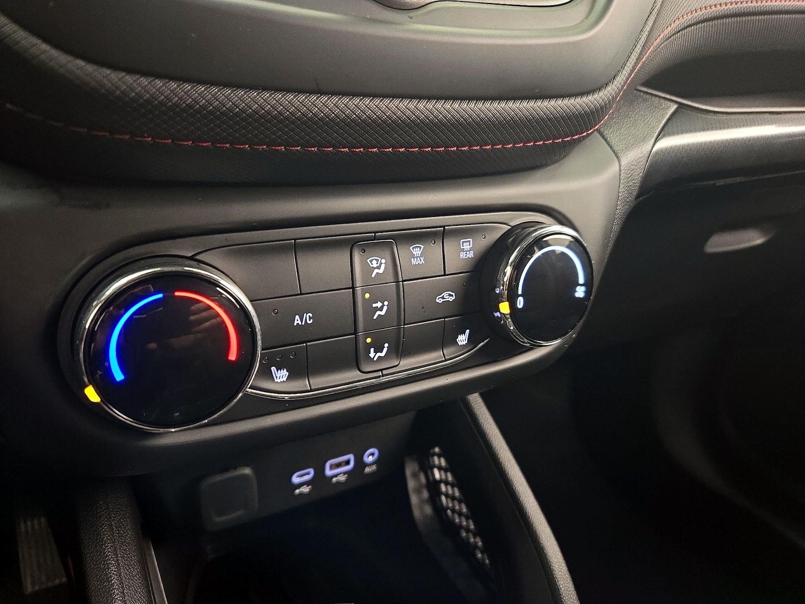 2023 Chevrolet TrailBlazer RS - Photo 16